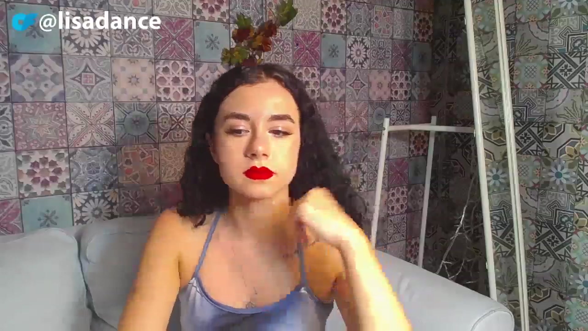 Gallery image thumbnail from LisaDance's myfreecams stream on, 11/25/2023, 16:44 image 4 of 20