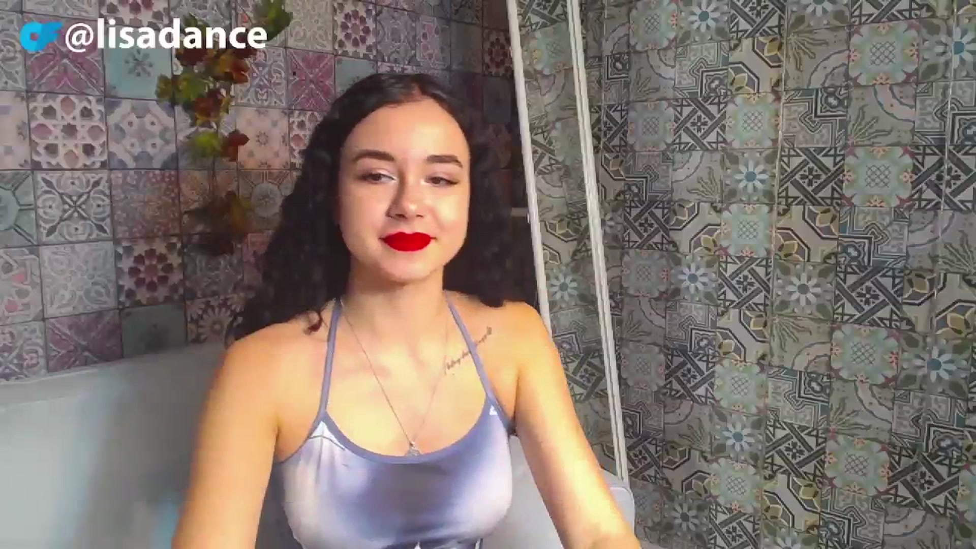 Gallery image thumbnail from LisaDance's myfreecams stream on, 11/25/2023, 16:44 image 19 of 20