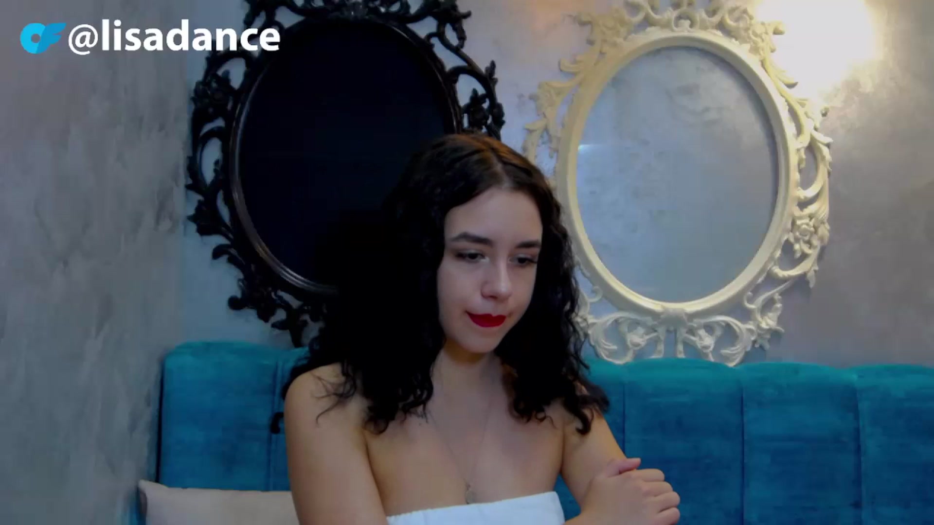 Gallery image thumbnail from LisaDance's myfreecams stream on, 12/04/2023, 16:40 image 16 of 20