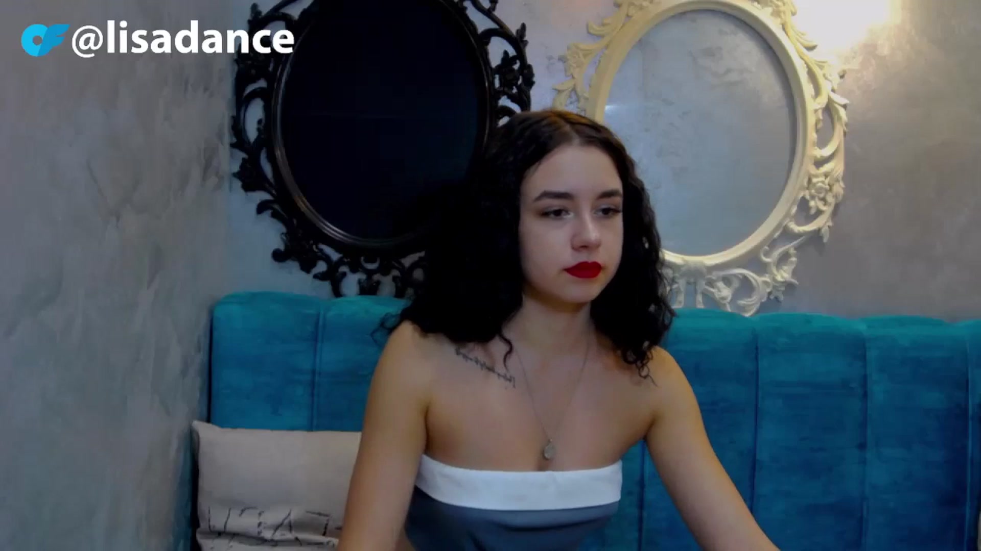 Gallery image thumbnail from LisaDance's myfreecams stream on, 12/04/2023, 16:40 image 10 of 20