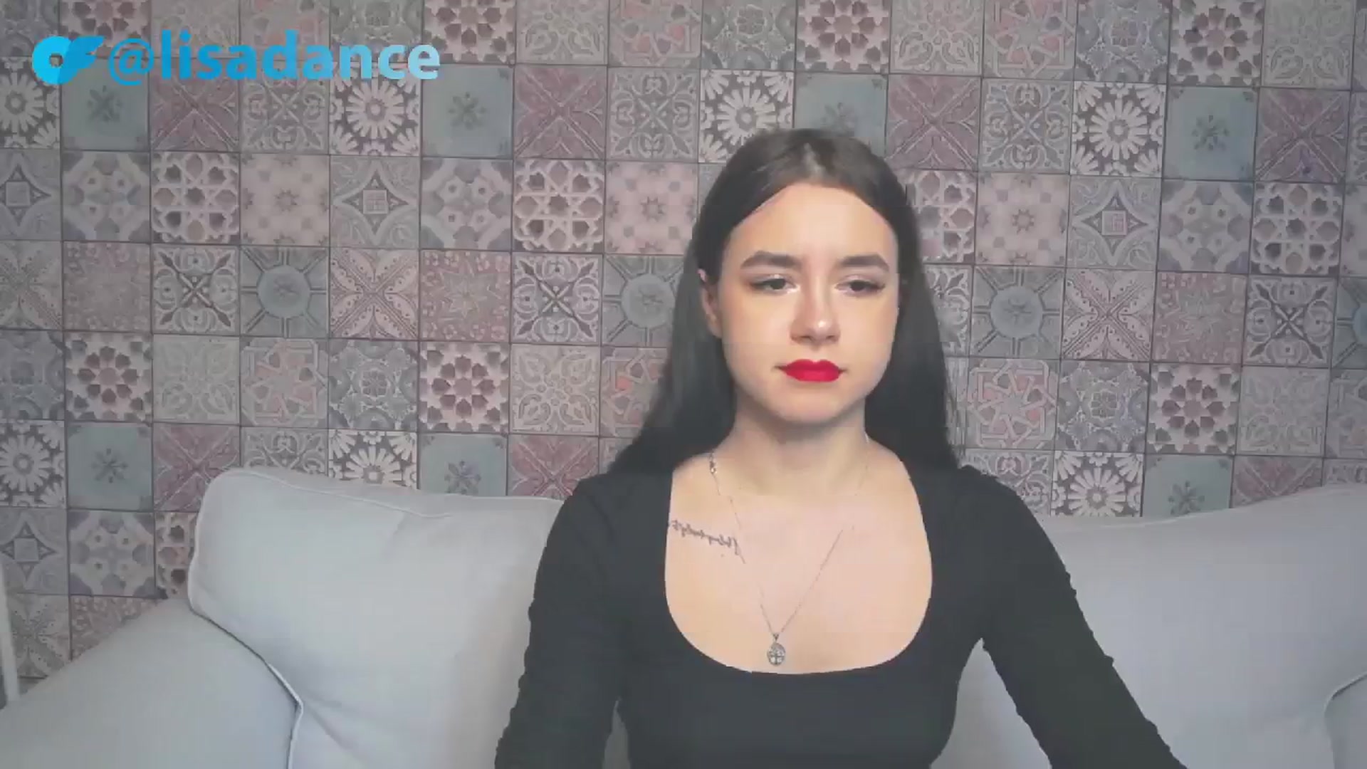 Gallery image thumbnail from LisaDance's myfreecams stream on, 12/27/2023, 17:39 image 7 of 20