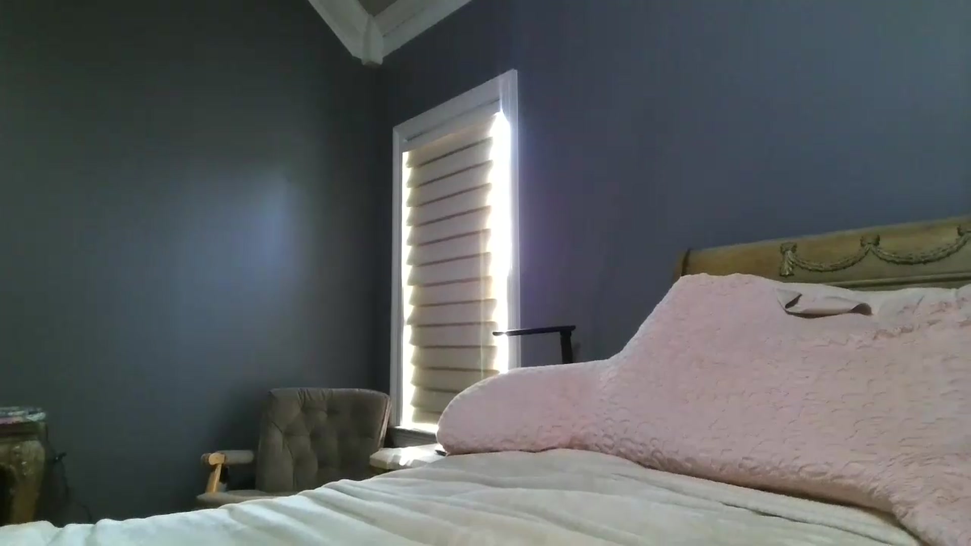 Gallery image thumbnail from LisaLondon's myfreecams stream on, 07/30/2026, 15:06 image 15 of 20