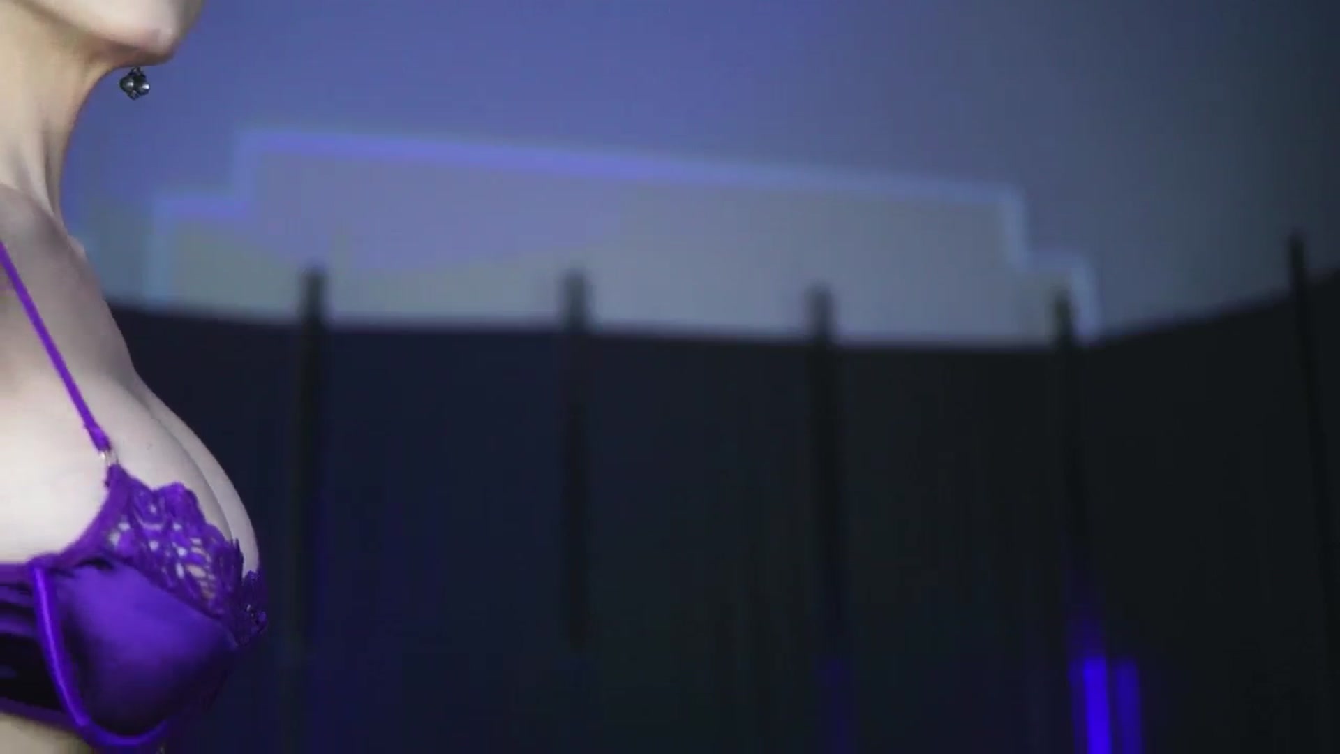 Gallery image thumbnail from LisaMoon's myfreecams stream on, 11/25/2024, 11:10 image 12 of 20