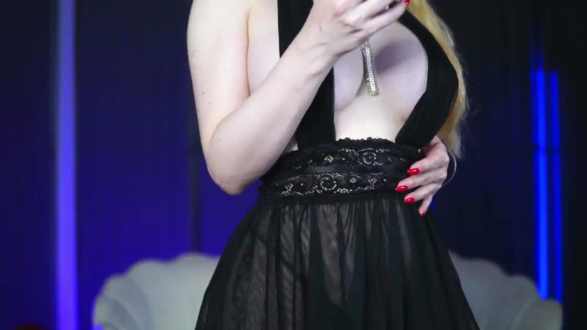 Gallery image thumbnail from LisaMoon's myfreecams stream on, 11/30/2024, 11:27 image 9 of 20