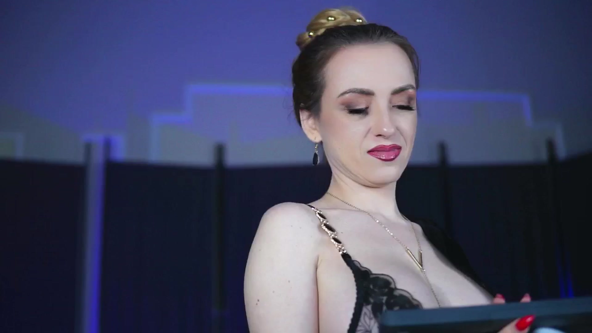 Gallery image thumbnail from LisaMoon's myfreecams stream on, 12/08/2024, 19:39 image 5 of 20