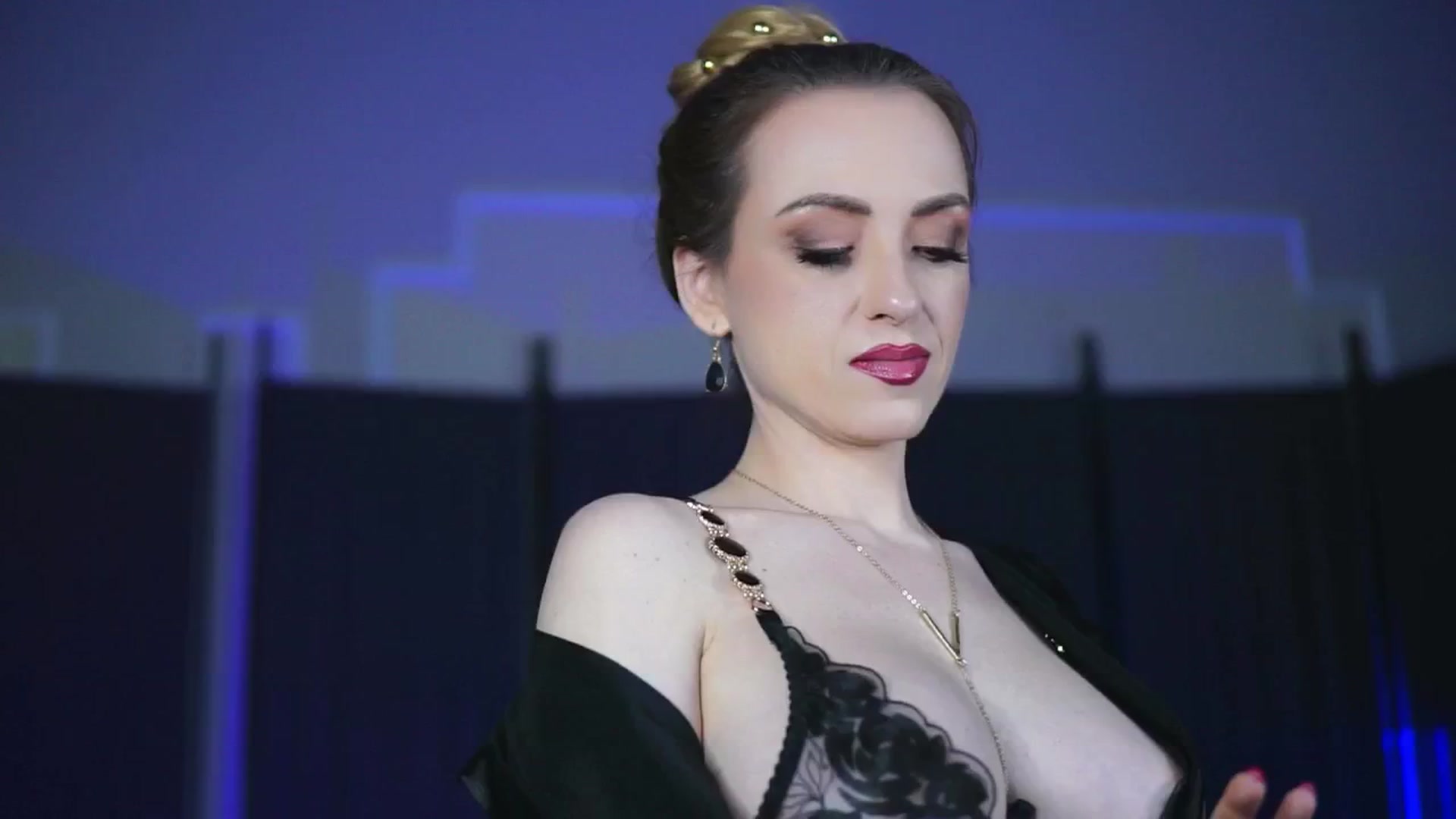 Gallery image thumbnail from LisaMoon's myfreecams stream on, 12/08/2024, 19:39 image 4 of 20