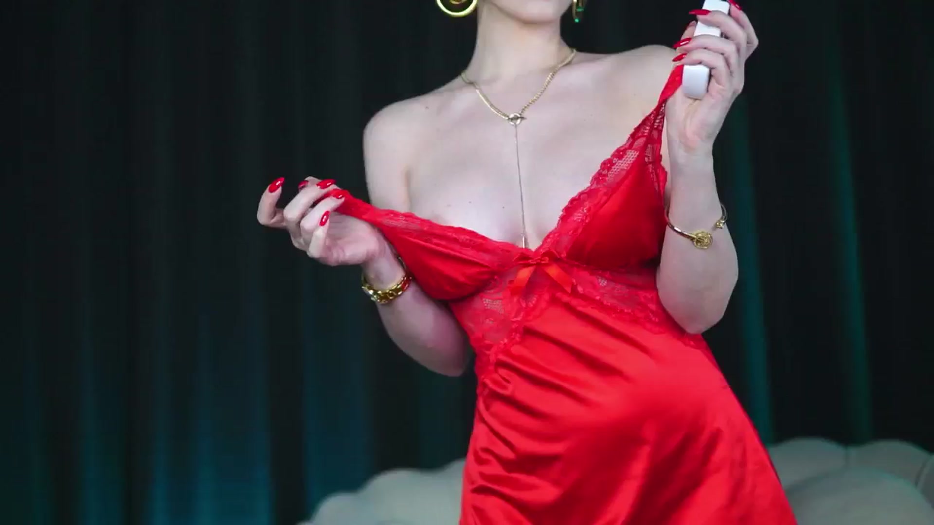 Gallery image thumbnail from LisaMoon's myfreecams stream on, 02/14/2025, 15:31 image 5 of 20