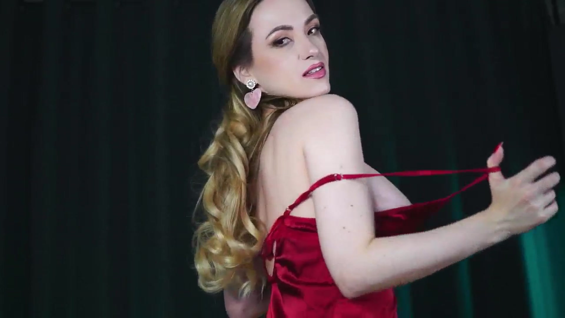 Gallery image thumbnail from LisaMoon's myfreecams stream on, 02/15/2025, 14:52 image 13 of 20