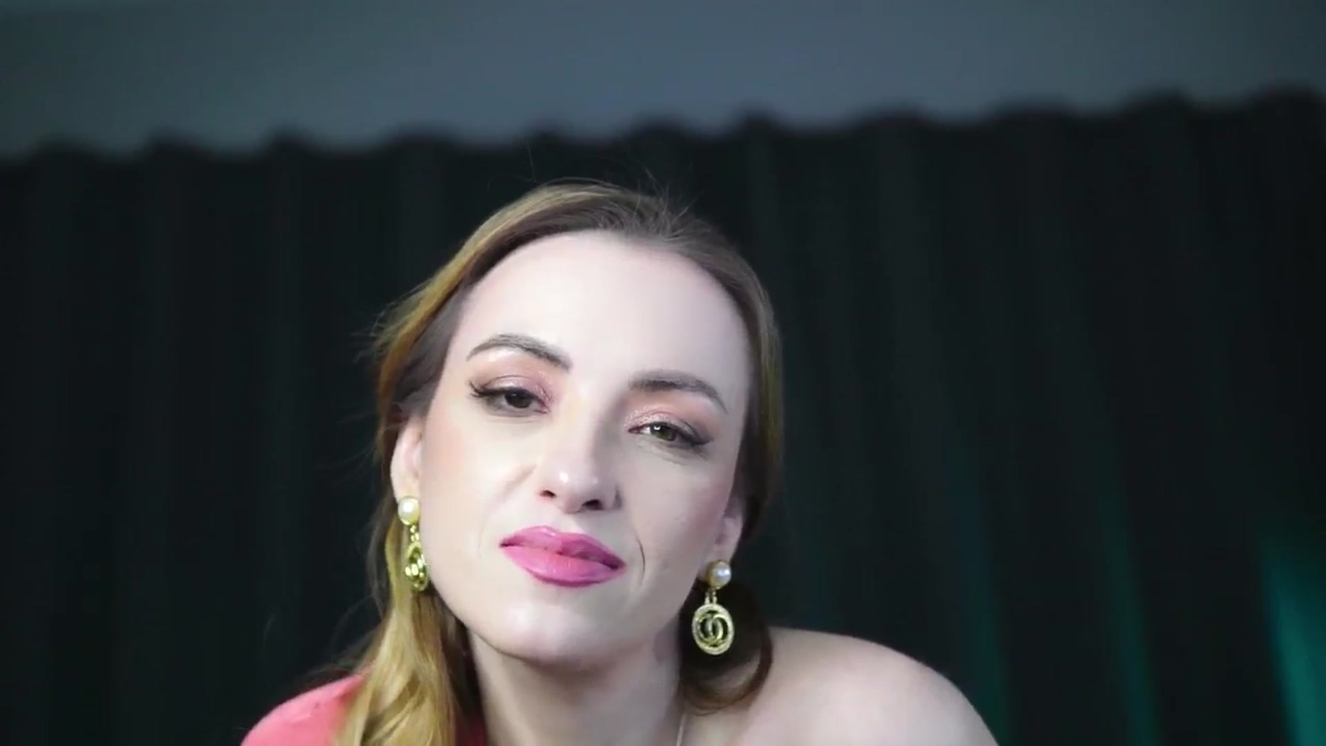 Gallery image thumbnail from LisaMoon's myfreecams stream on, 02/16/2025, 19:19 image 16 of 20