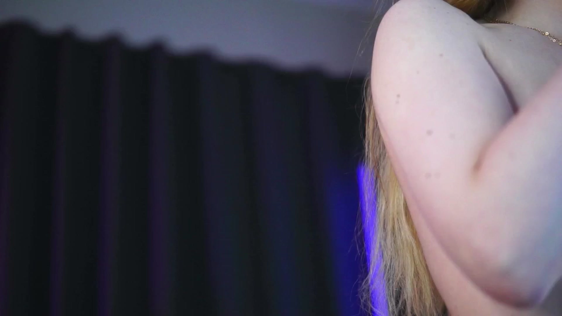 Gallery image thumbnail from LisaMoon's myfreecams stream on, 03/11/2025, 16:52 image 19 of 20