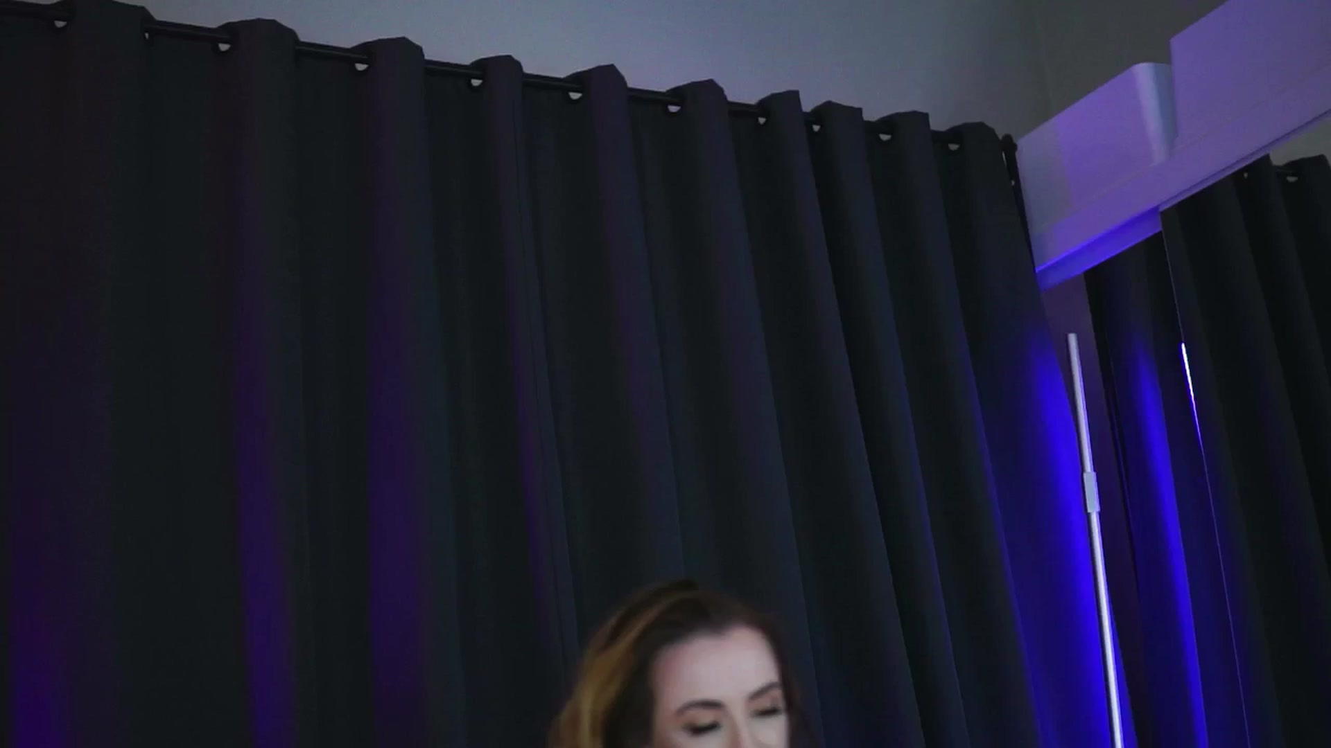 Gallery image thumbnail from LisaMoon's myfreecams stream on, 05/11/2025, 23:13 image 10 of 20