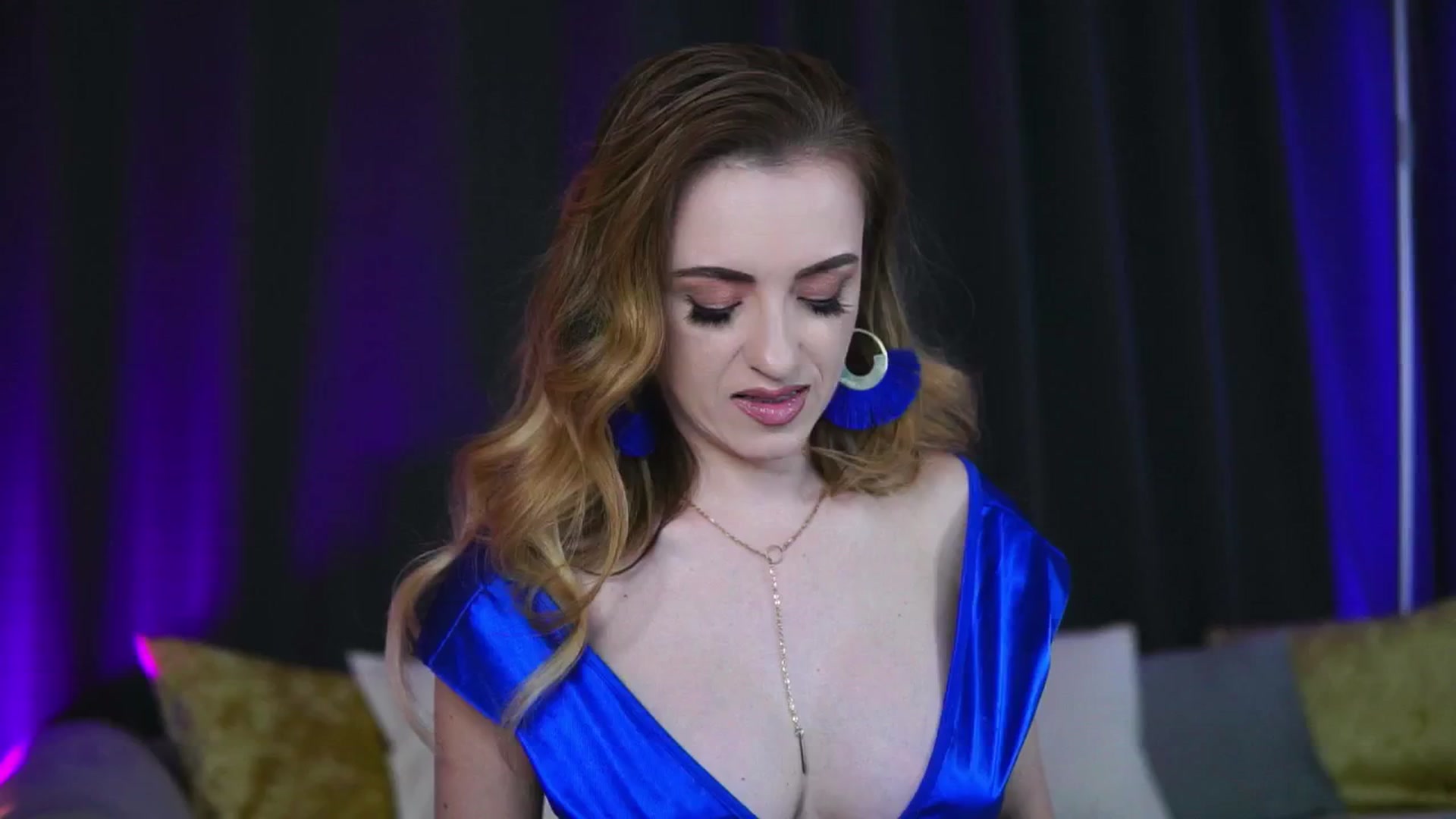 Gallery image thumbnail from LisaMoon's myfreecams stream on, 06/02/2025, 22:57 image 15 of 20