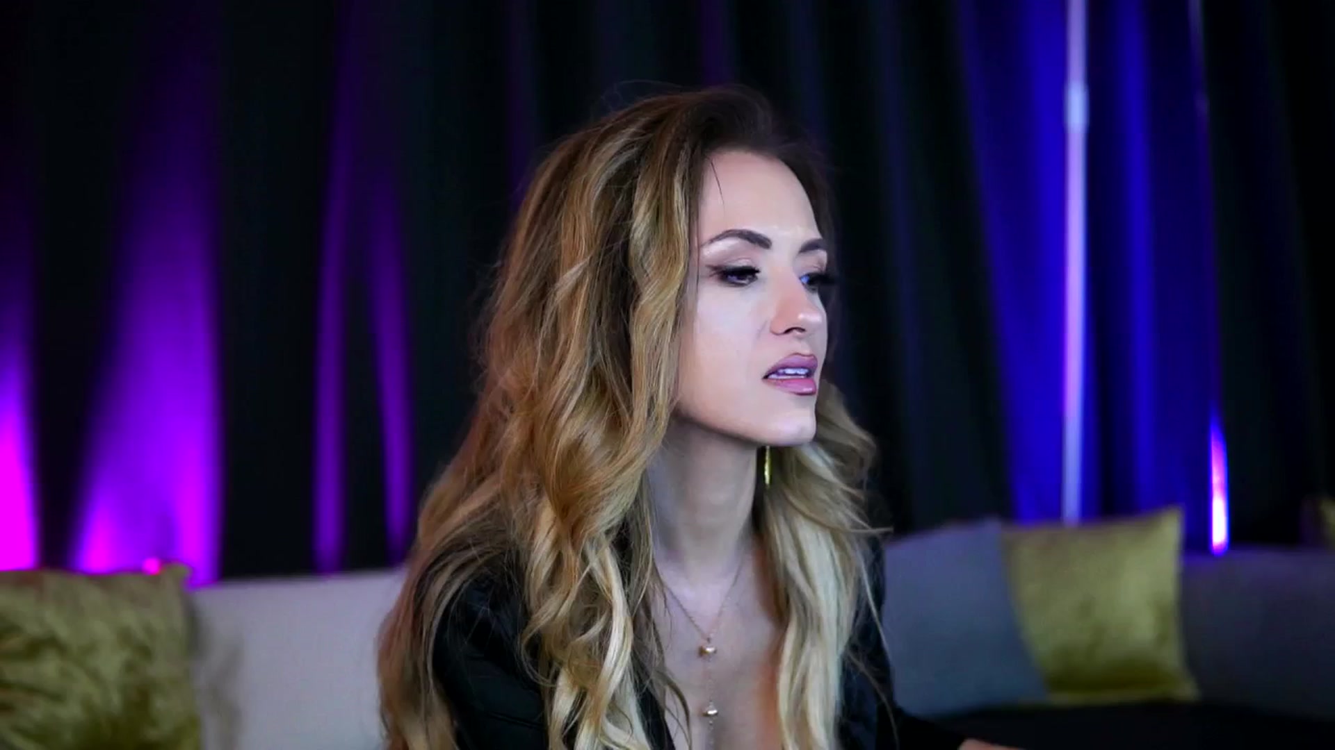 Gallery image thumbnail from LisaMoon's myfreecams stream on, 06/18/2025, 22:47 image 20 of 20