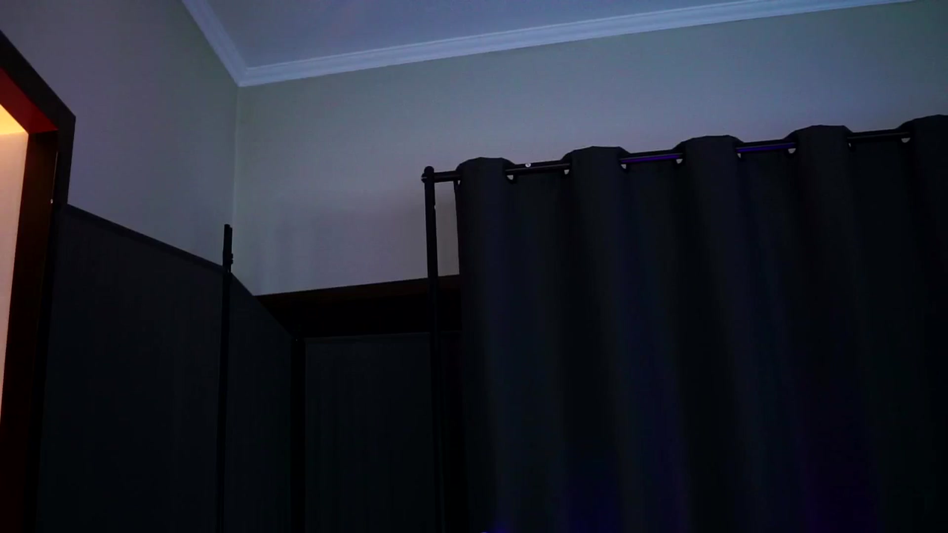 Gallery image thumbnail from LisaMoon's myfreecams stream on, 07/12/2025, 01:45 image 15 of 20