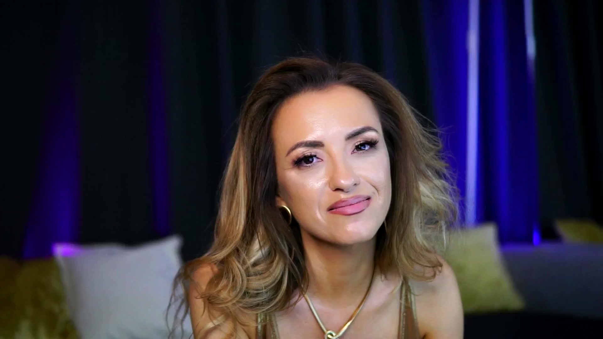 Gallery image thumbnail from LisaMoon's myfreecams stream on, 07/26/2025, 03:22 image 1 of 20