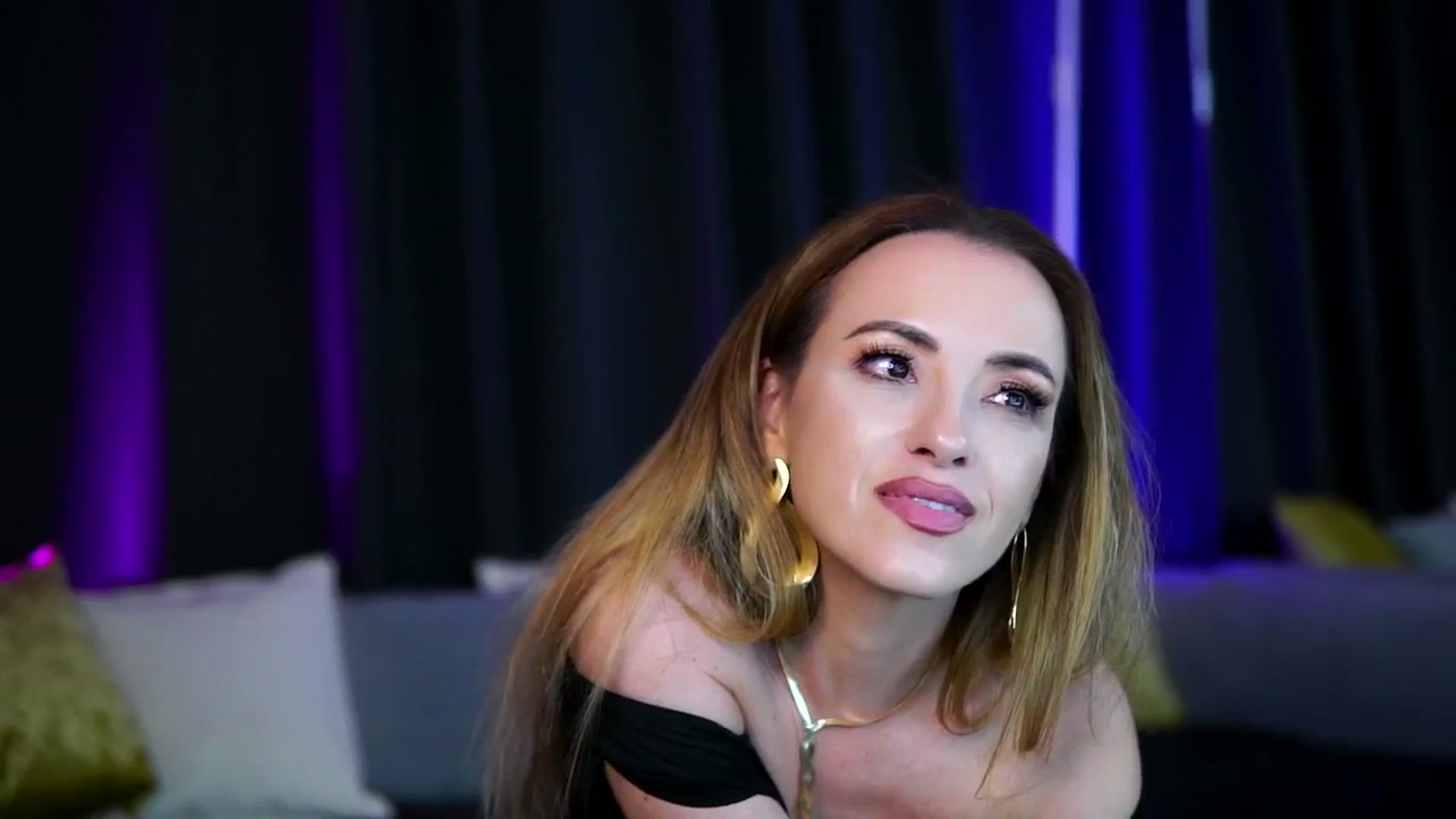 Gallery image thumbnail from LisaMoon's myfreecams stream on, 08/13/2025, 02:04 image 20 of 20