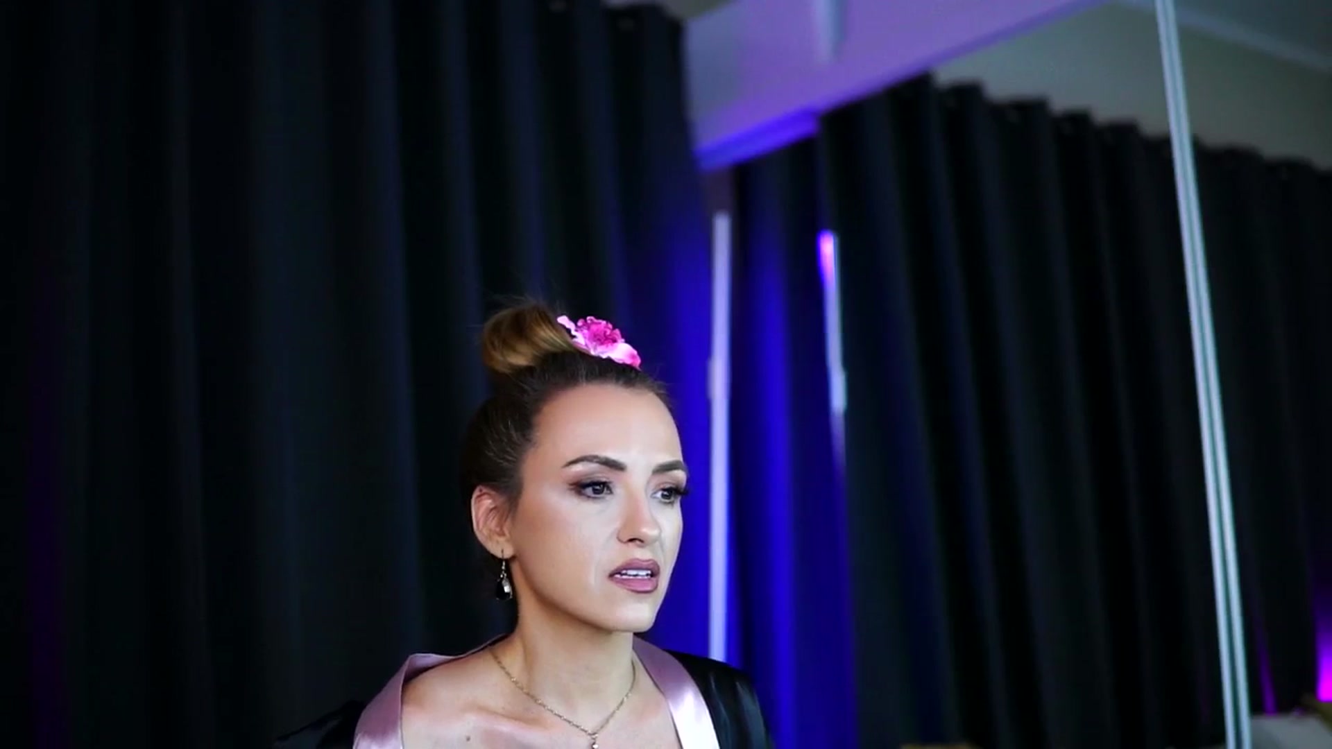 Gallery image thumbnail from LisaMoon's myfreecams stream on, 08/18/2025, 24:02 image 16 of 20