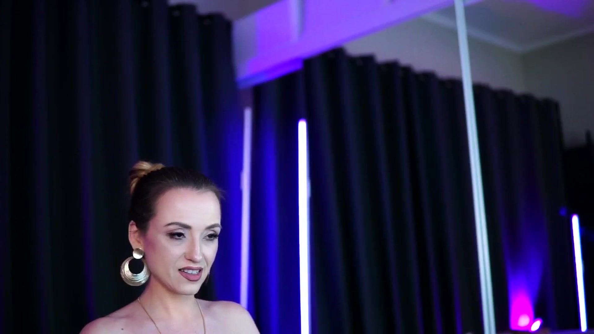 Gallery image thumbnail from LisaMoon's myfreecams stream on, 01/17/2026, 10:26 image 3 of 20