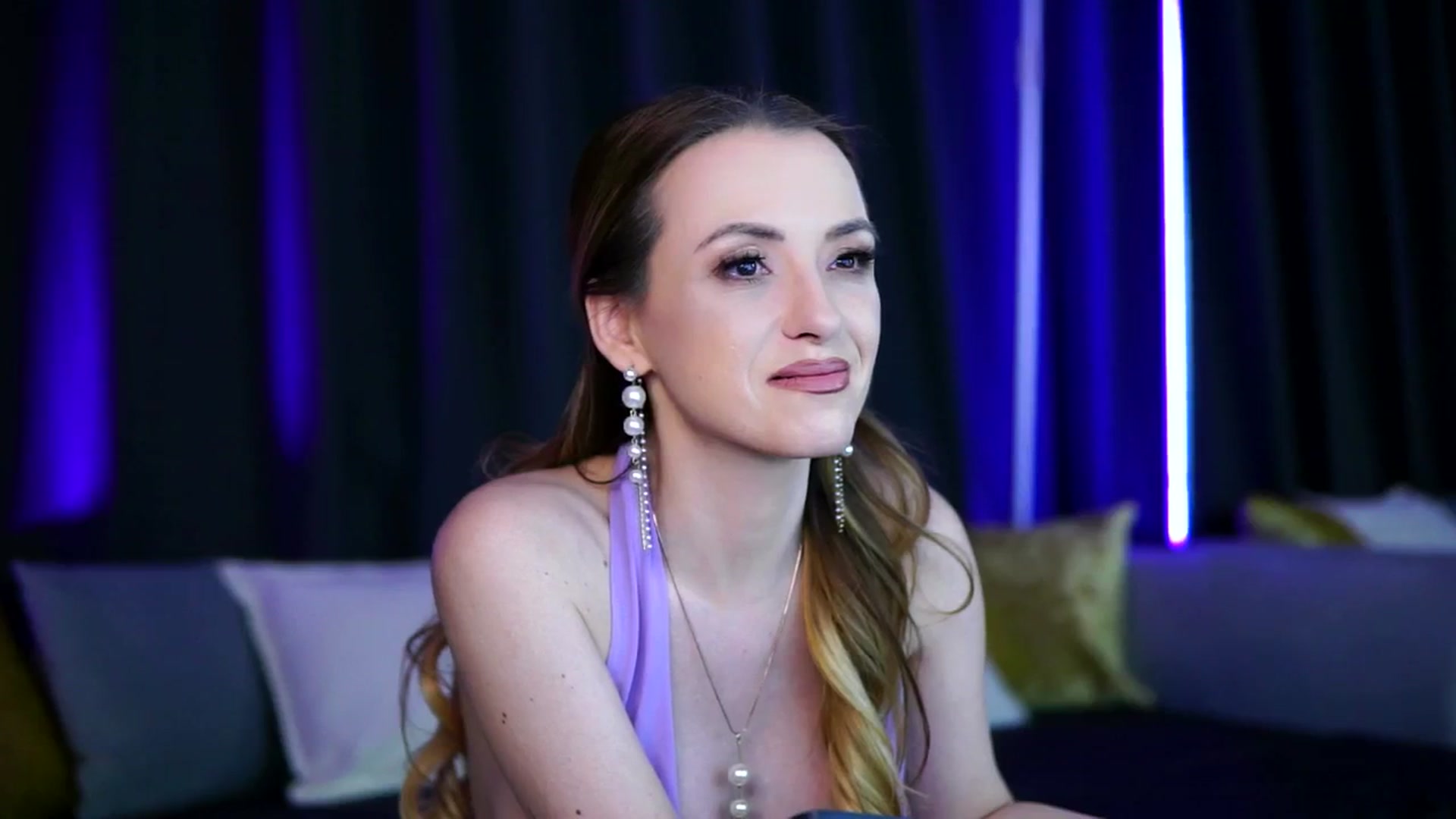 Gallery image thumbnail from LisaMoon's myfreecams stream on, 01/25/2026, 18:15 image 13 of 20