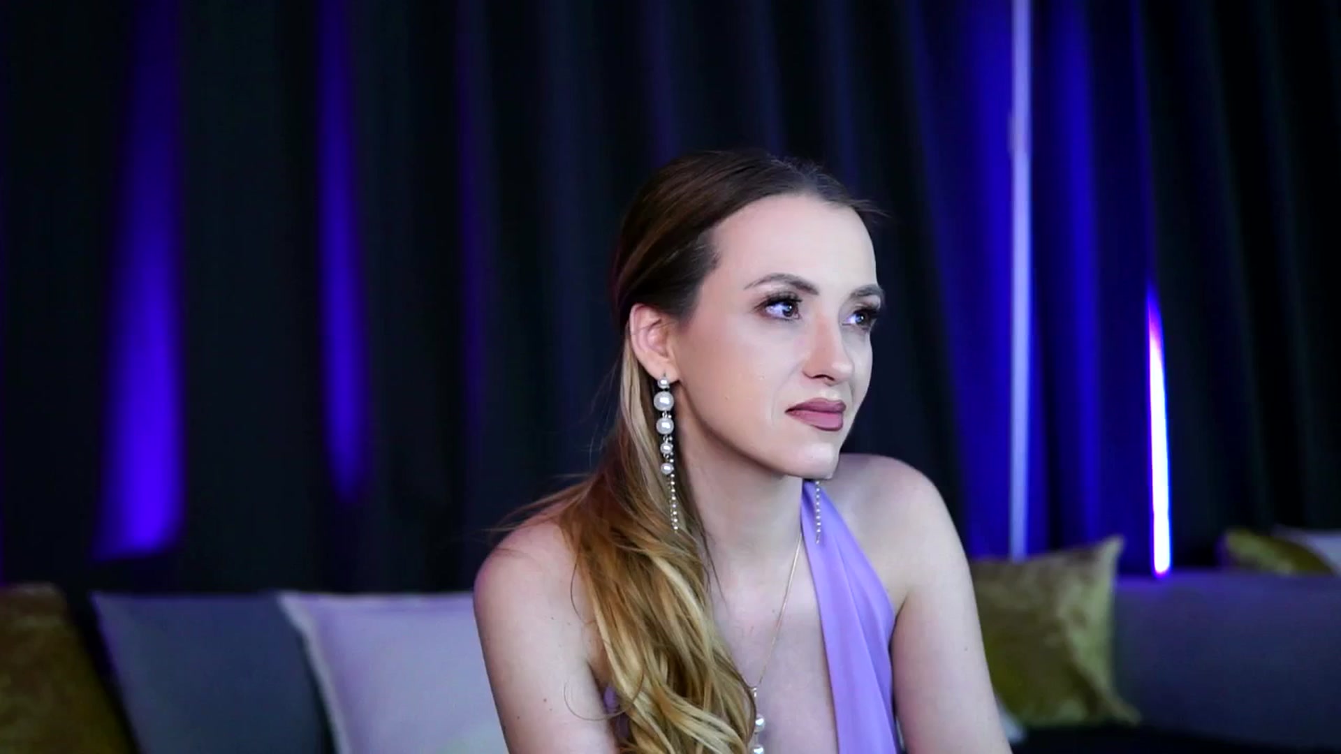 Gallery image thumbnail from LisaMoon's myfreecams stream on, 01/25/2026, 19:21 image 1 of 20