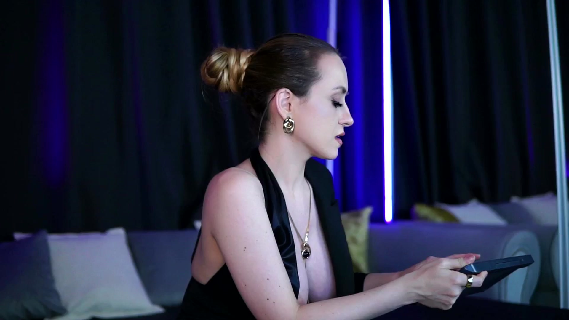 Gallery image thumbnail from LisaMoon's myfreecams stream on, 01/26/2026, 18:42 image 17 of 20