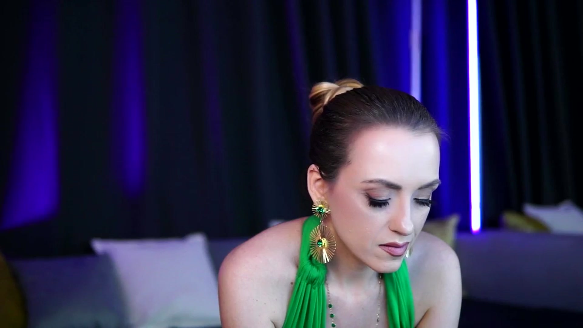 Gallery image thumbnail from LisaMoon's myfreecams stream on, 01/27/2026, 10:33 image 3 of 20