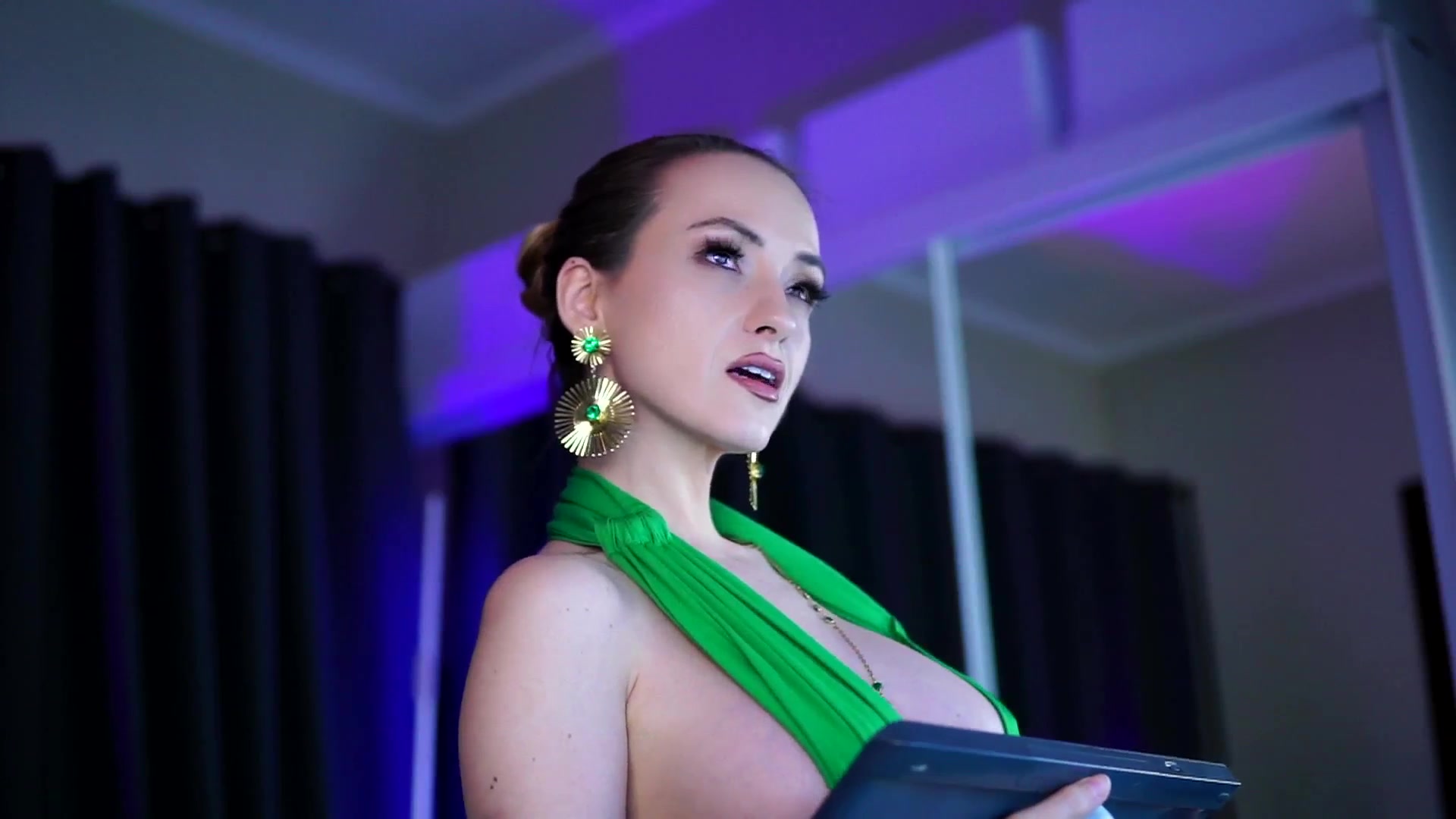 Gallery image thumbnail from LisaMoon's myfreecams stream on, 01/27/2026, 19:02 image 6 of 20