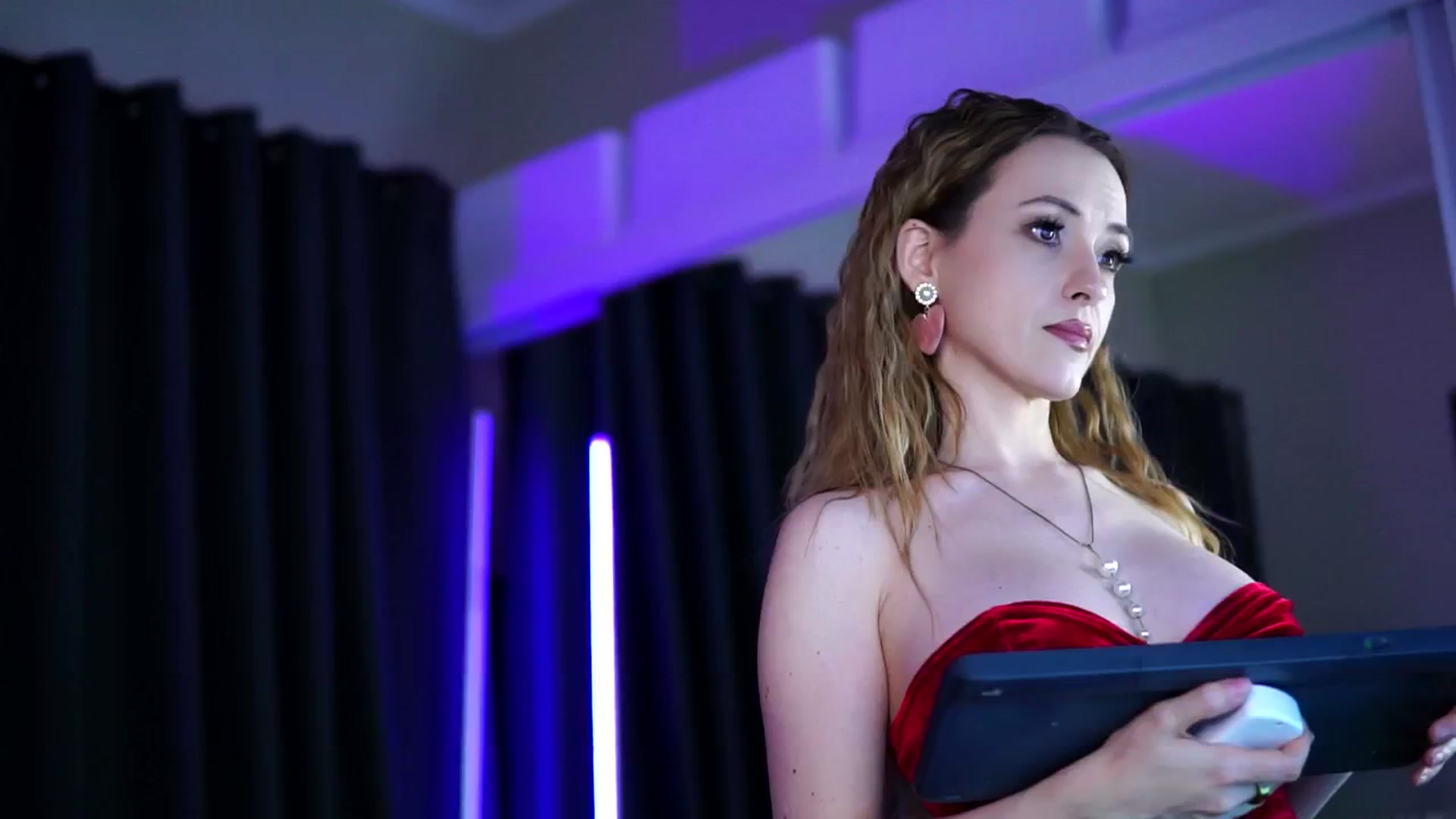 Gallery image thumbnail from LisaMoon's myfreecams stream on, 02/16/2026, 16:57 image 4 of 20