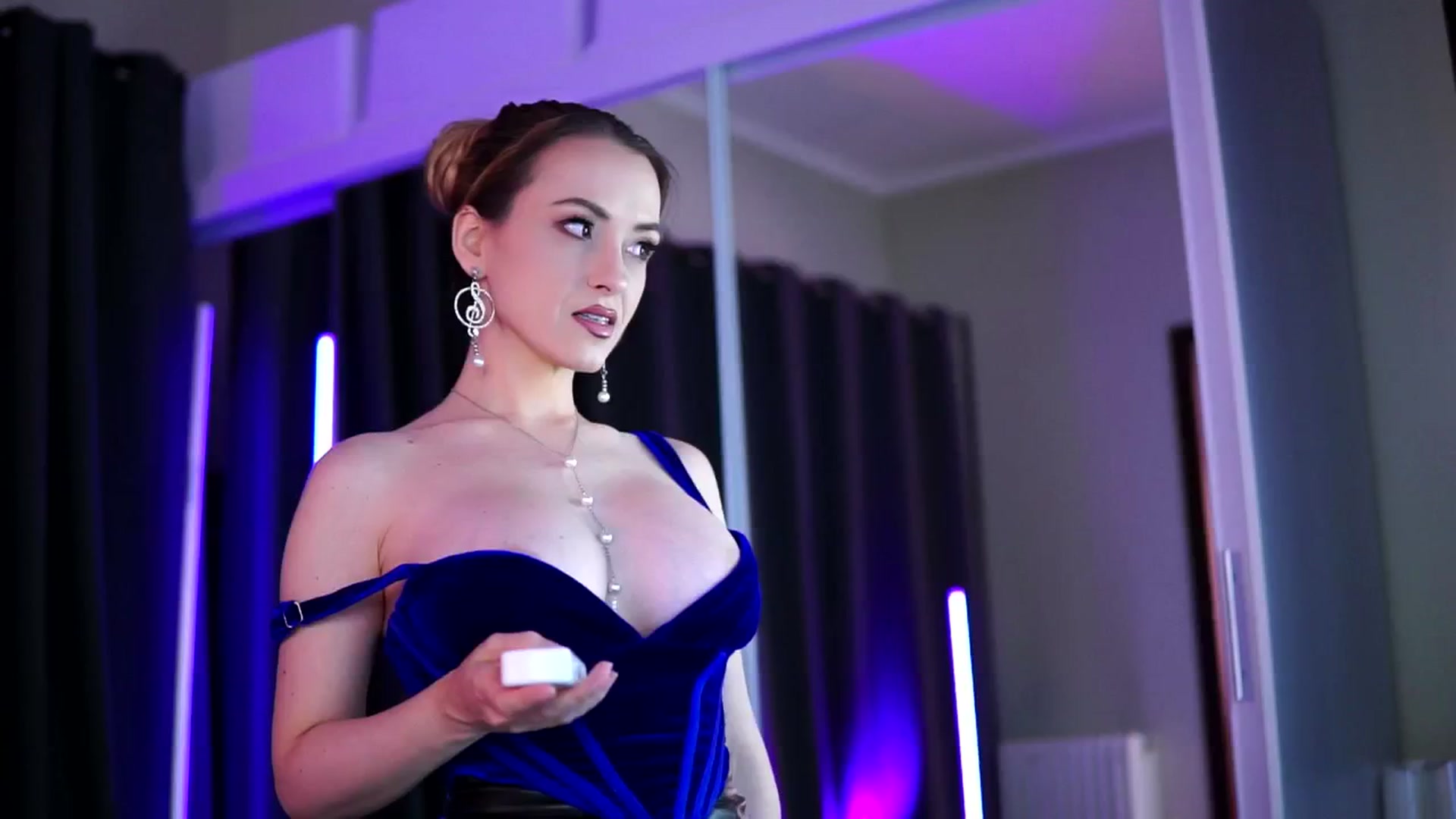 Gallery image thumbnail from LisaMoon's myfreecams stream on, 02/23/2026, 10:32 image 1 of 20