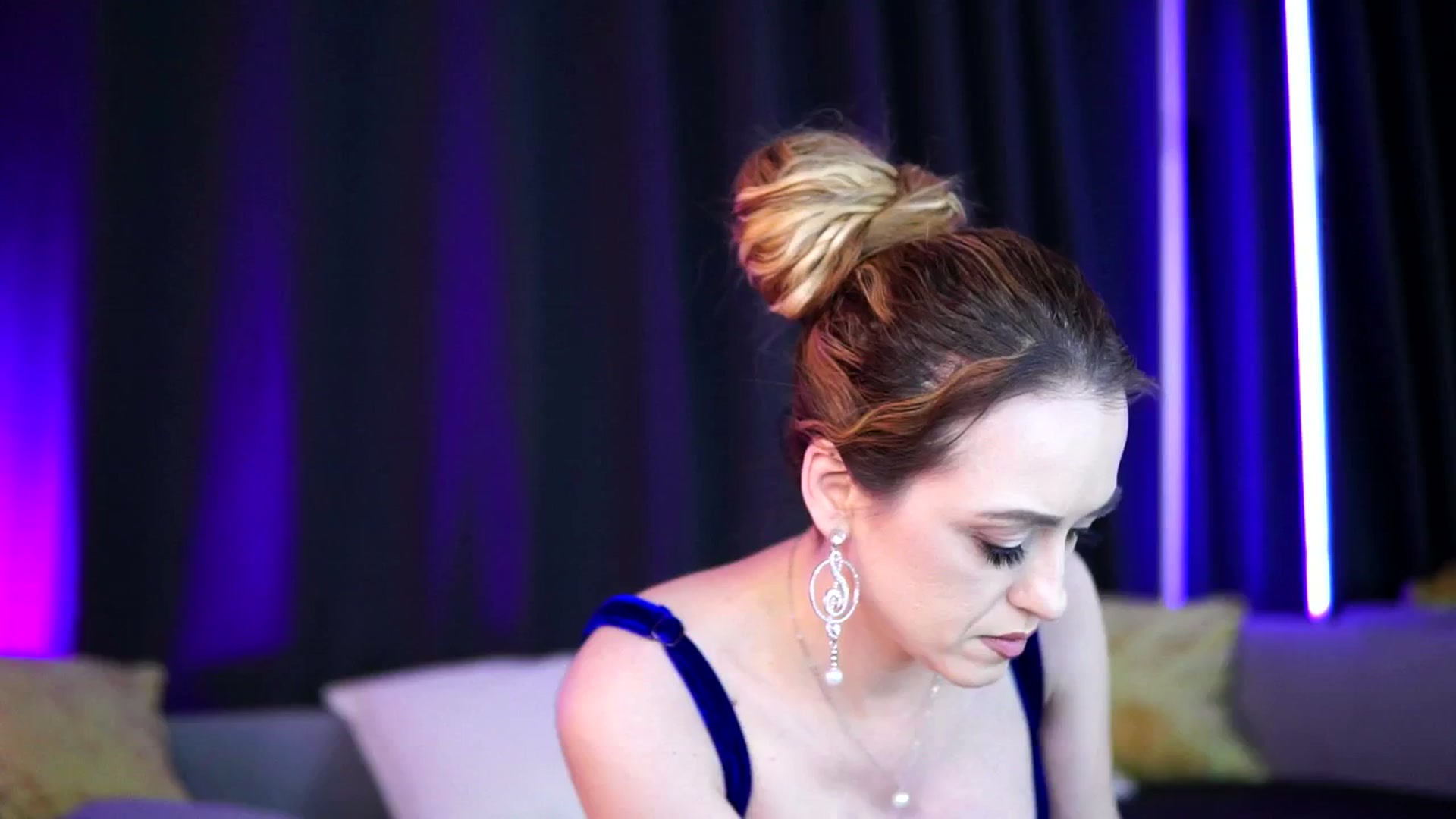 Gallery image thumbnail from LisaMoon's myfreecams stream on, 02/23/2026, 12:40 image 11 of 20