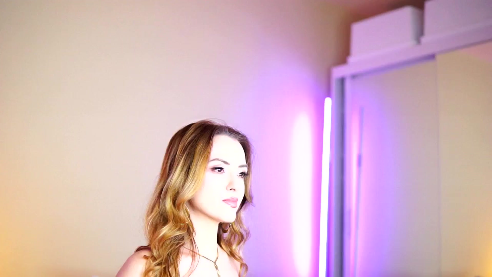Gallery image thumbnail from LisaMoon's myfreecams stream on, 03/30/2026, 13:32 image 7 of 20