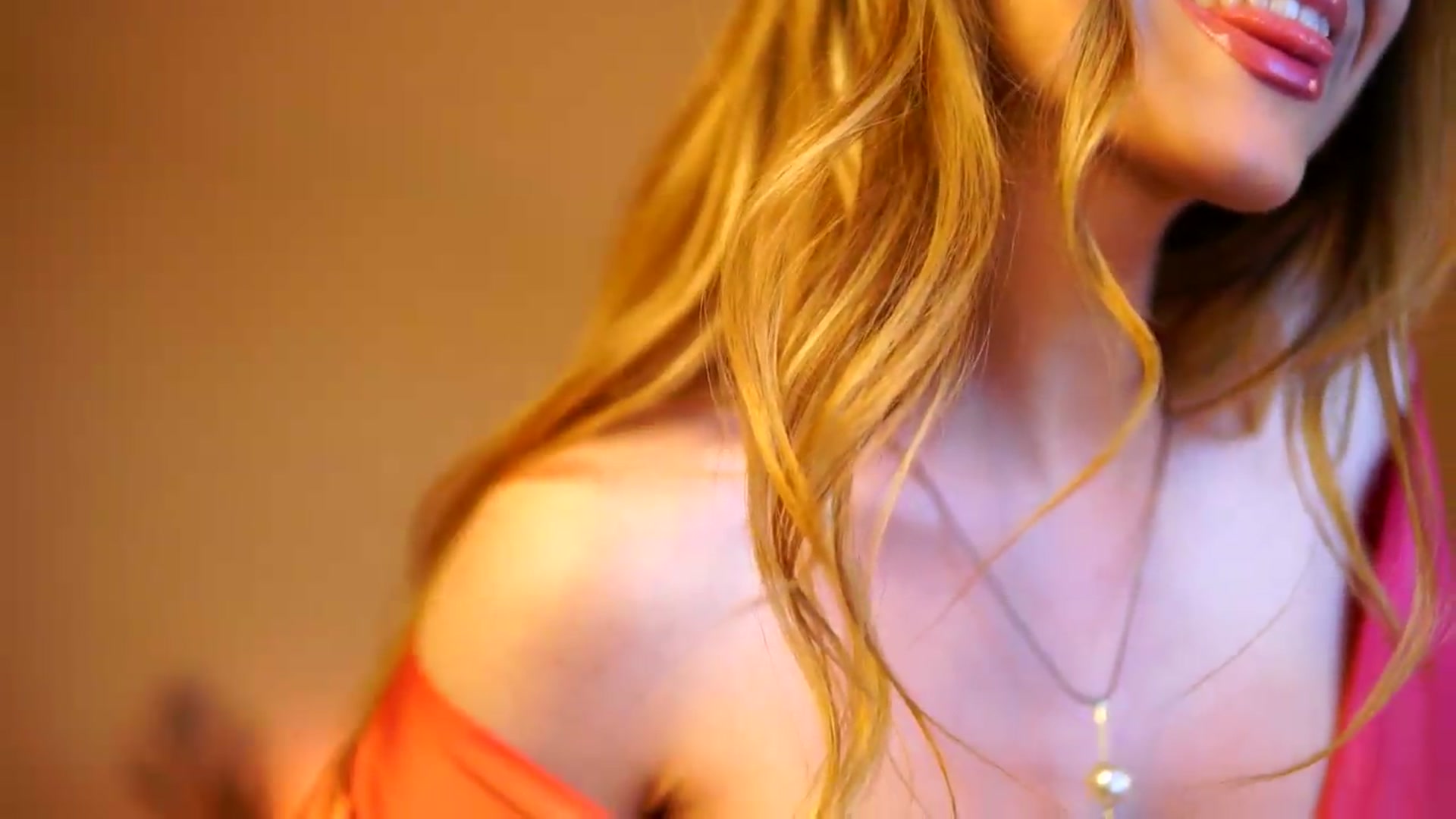 Gallery image thumbnail from LisaMoon's myfreecams stream on, 06/23/2026, 20:20 image 6 of 20