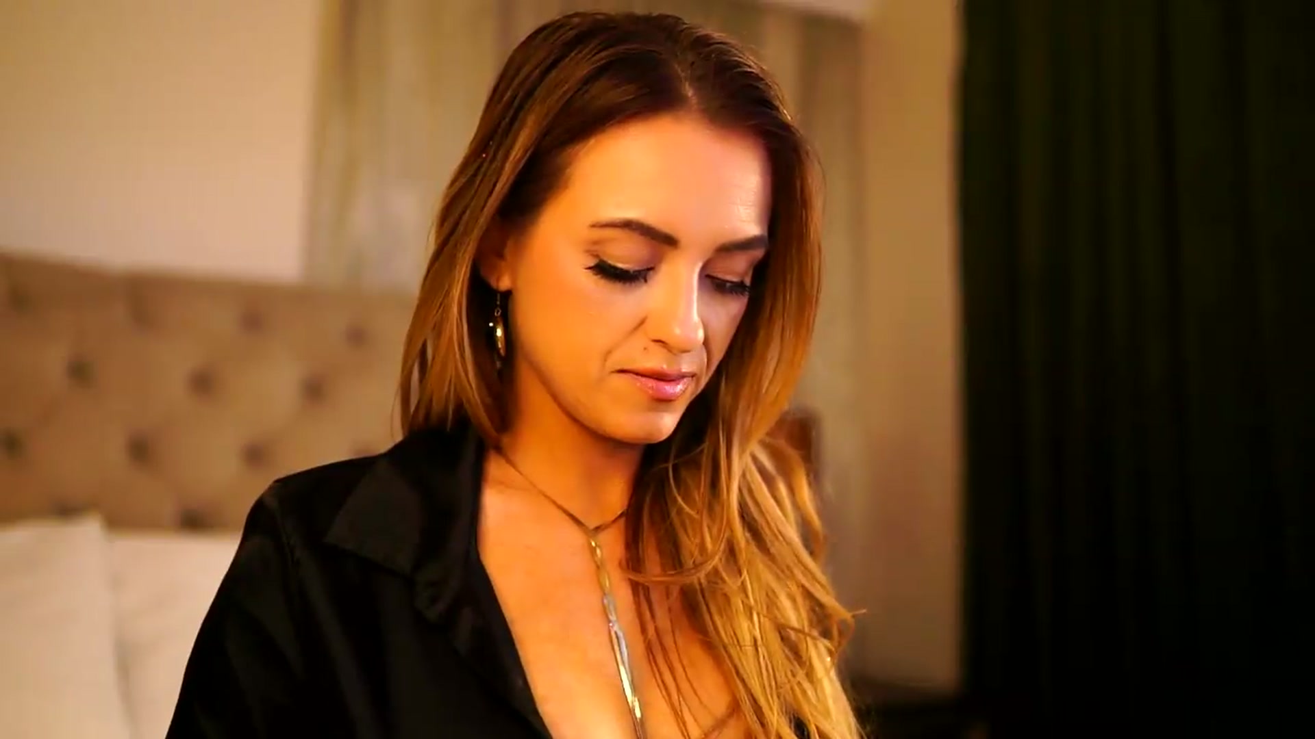 Gallery image thumbnail from LisaMoon's myfreecams stream on, 08/16/2026, 20:10 image 10 of 20