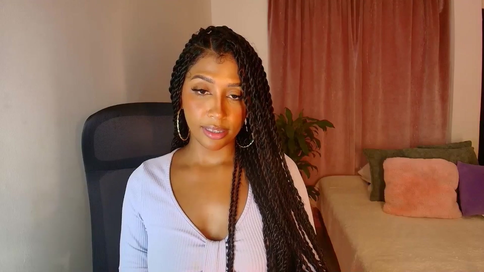 Gallery image thumbnail from LisaMorena's myfreecams stream on, 10/07/2025, 16:29 image 12 of 20