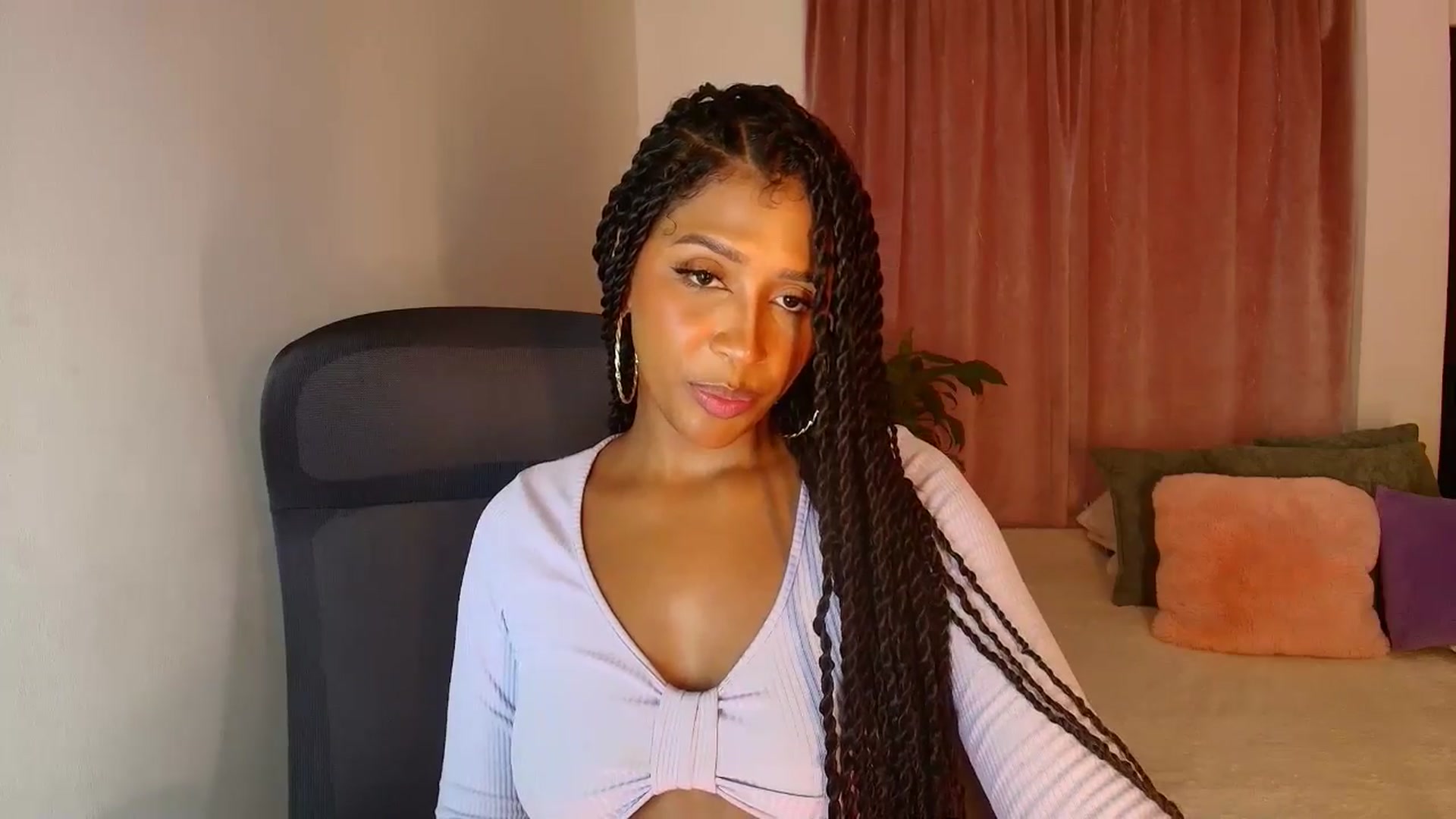 Gallery image thumbnail from LisaMorena's myfreecams stream on, 10/07/2025, 16:29 image 10 of 20