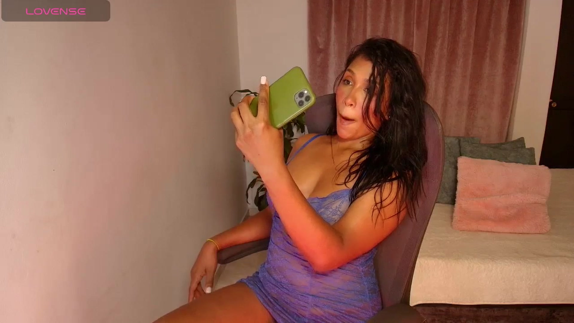 Gallery image thumbnail from LisaMorena's myfreecams stream on, 01/05/2026, 24:28 image 6 of 20