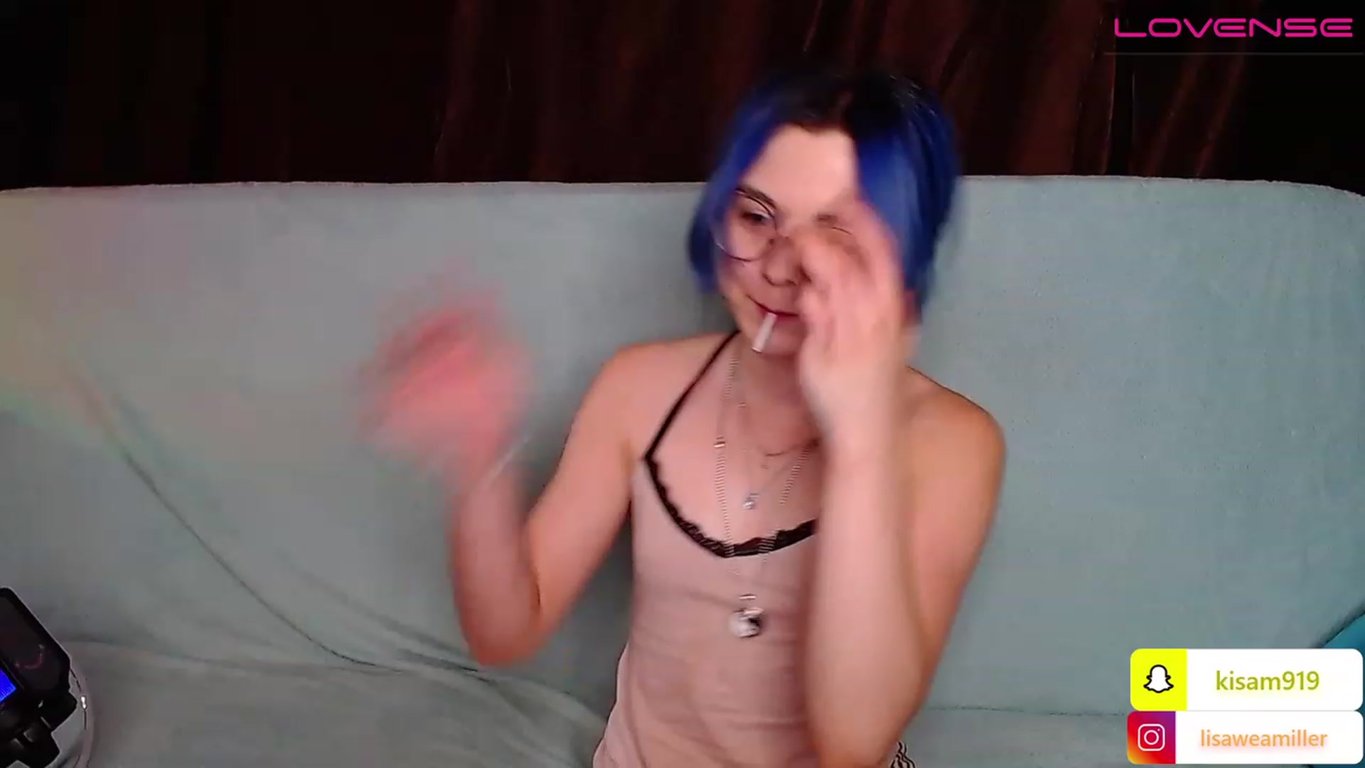 Gallery image thumbnail from LisaOnline's myfreecams stream on, 07/14/2023, 15:40 image 5 of 20