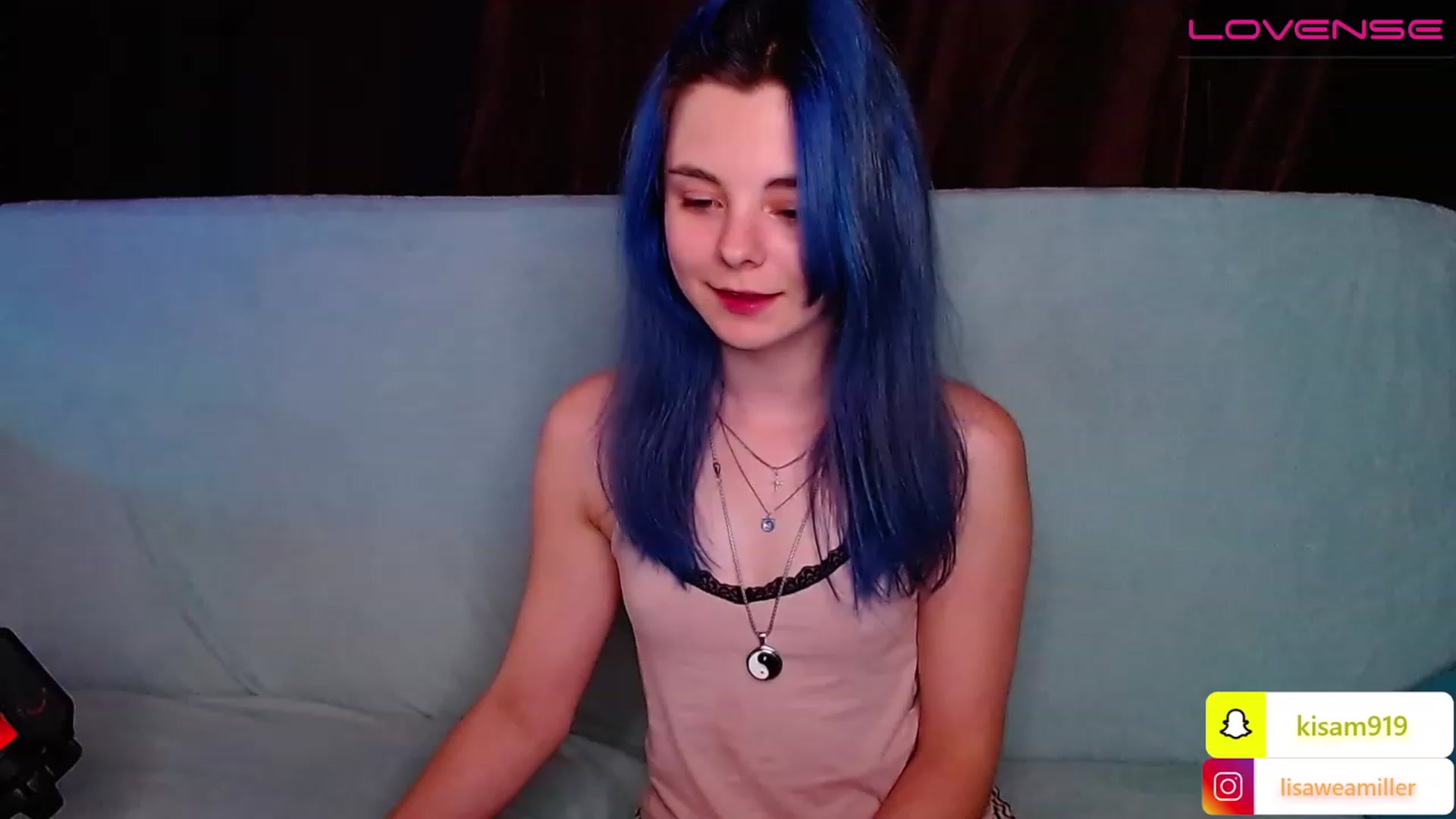 Gallery image thumbnail from LisaOnline's myfreecams stream on, 07/14/2023, 15:40 image 11 of 20