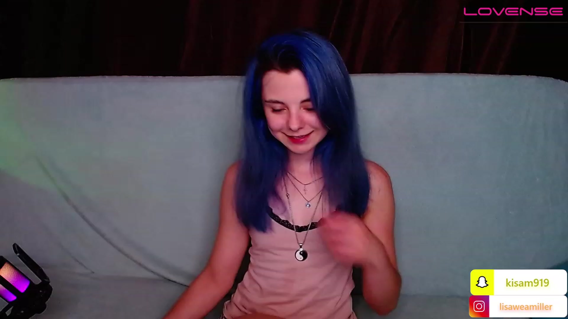 Gallery image thumbnail from LisaOnline's myfreecams stream on, 07/14/2023, 15:40 image 20 of 20