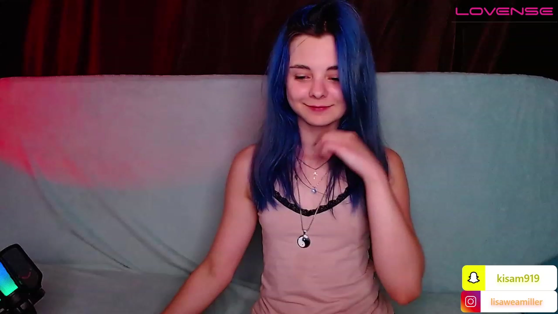 Gallery image thumbnail from LisaOnline's myfreecams stream on, 07/14/2023, 15:40 image 18 of 20