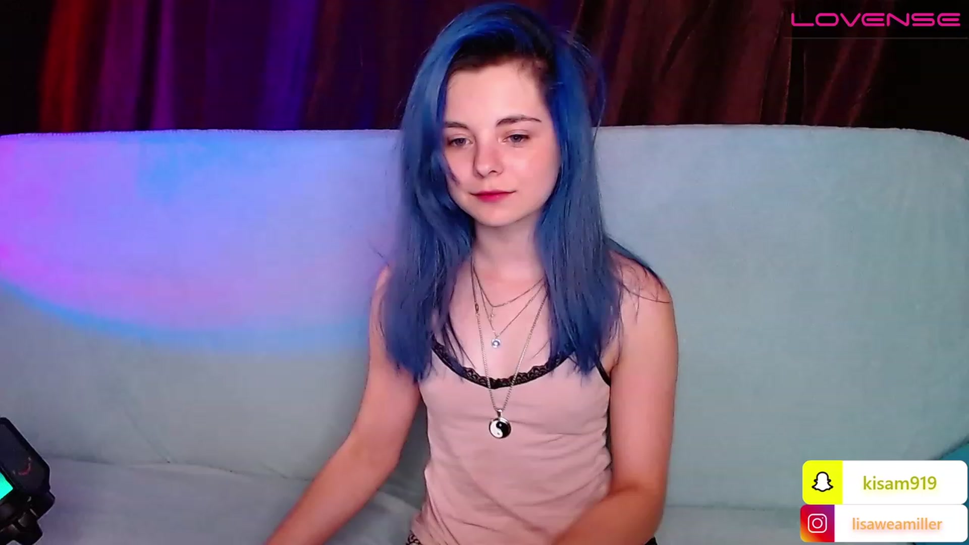 Gallery image thumbnail from LisaOnline's myfreecams stream on, 07/14/2023, 15:40 image 9 of 20