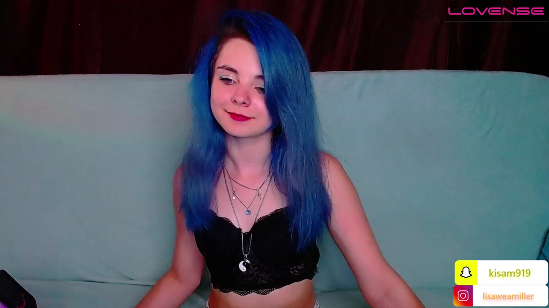 Gallery image thumbnail from LisaOnline's myfreecams stream on, 07/18/2023, 16:18 image 4 of 20
