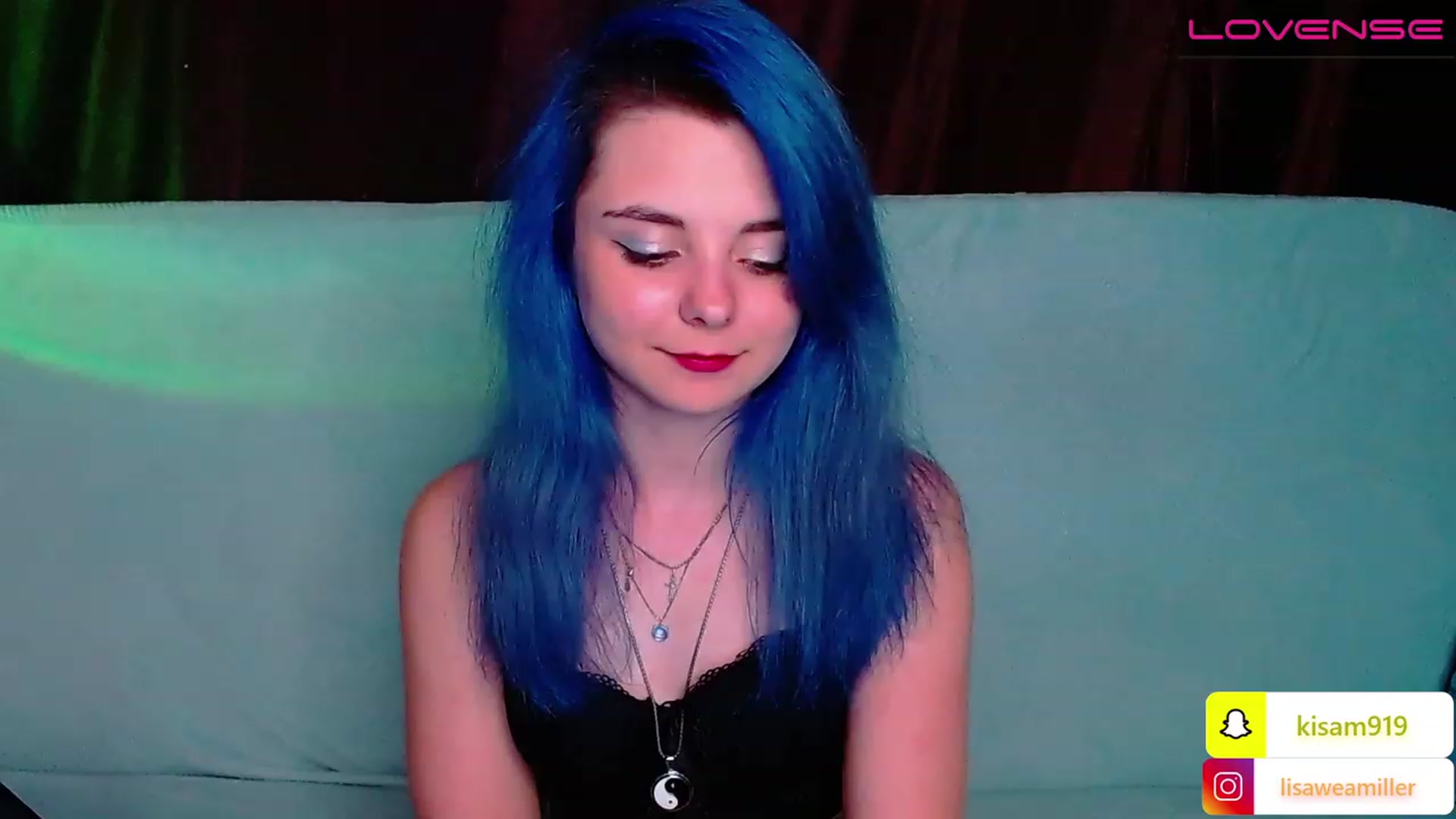Gallery image thumbnail from LisaOnline's myfreecams stream on, 07/18/2023, 16:18 image 3 of 20