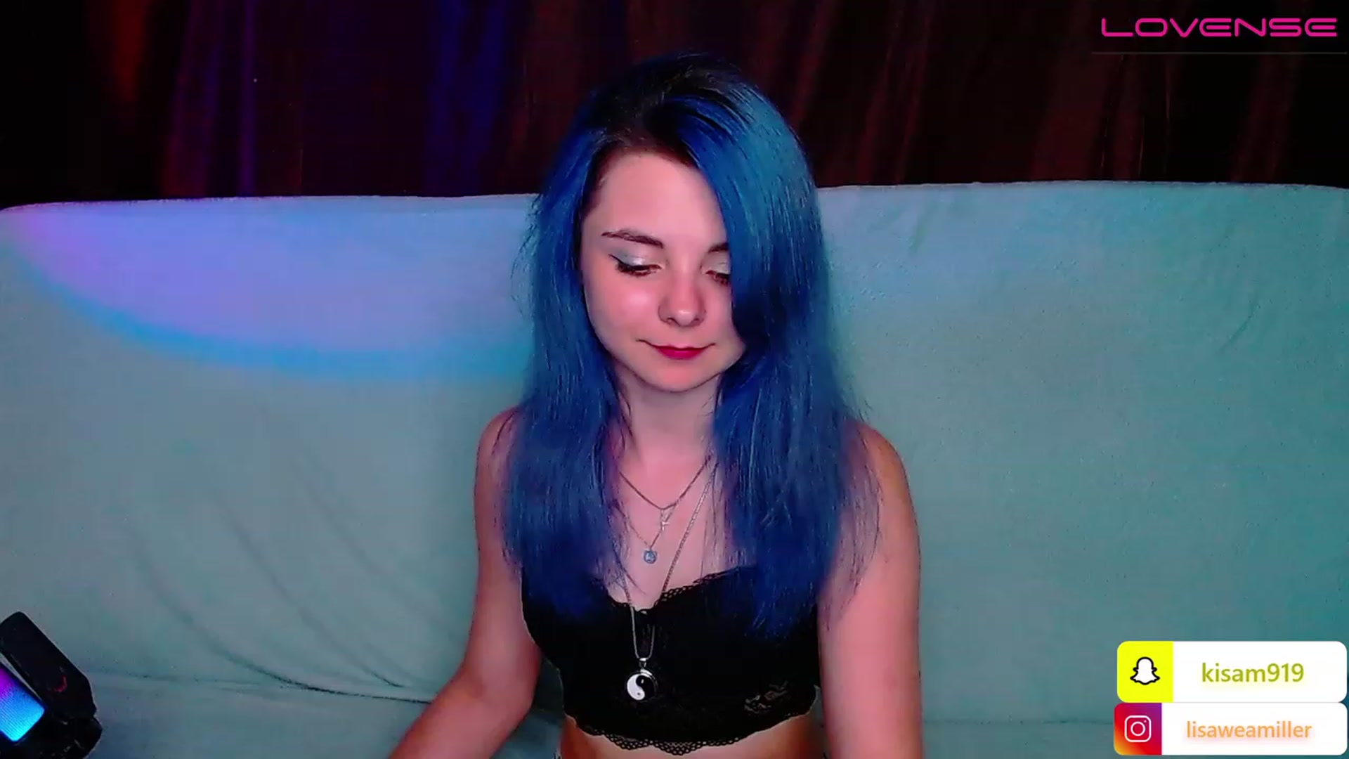 Gallery image thumbnail from LisaOnline's myfreecams stream on, 07/18/2023, 16:18 image 13 of 20