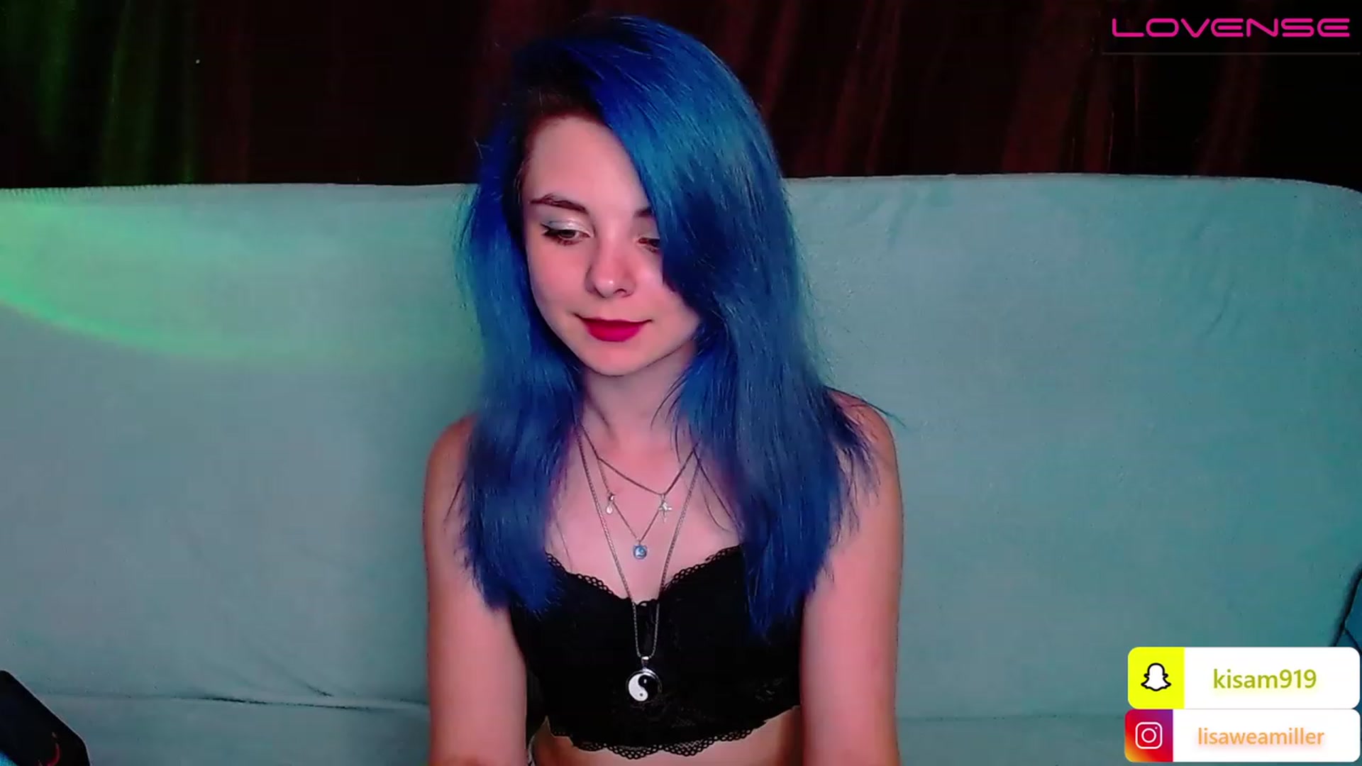 Gallery image thumbnail from LisaOnline's myfreecams stream on, 07/18/2023, 16:18 image 6 of 20