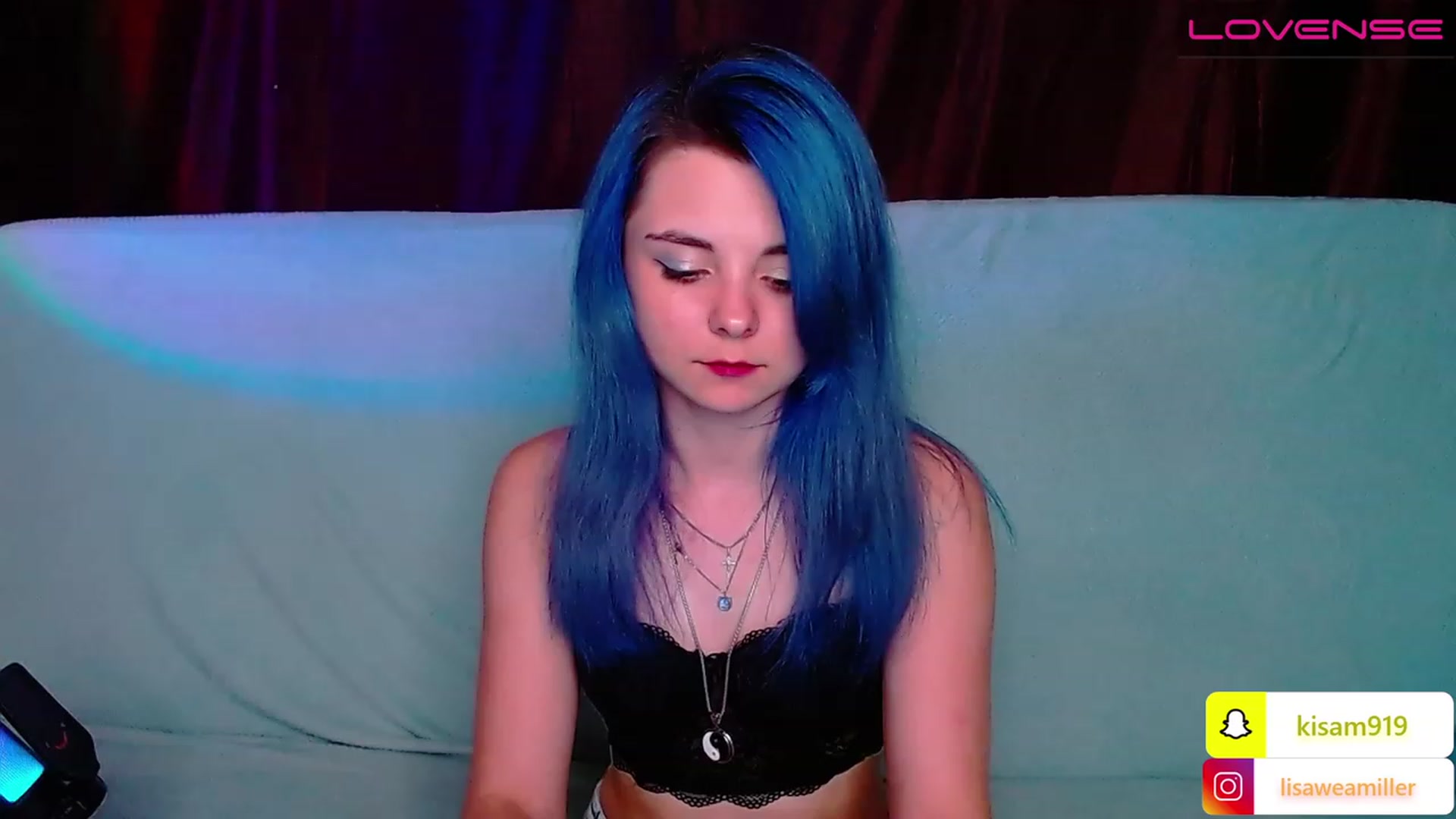 Gallery image thumbnail from LisaOnline's myfreecams stream on, 07/18/2023, 16:18 image 17 of 20