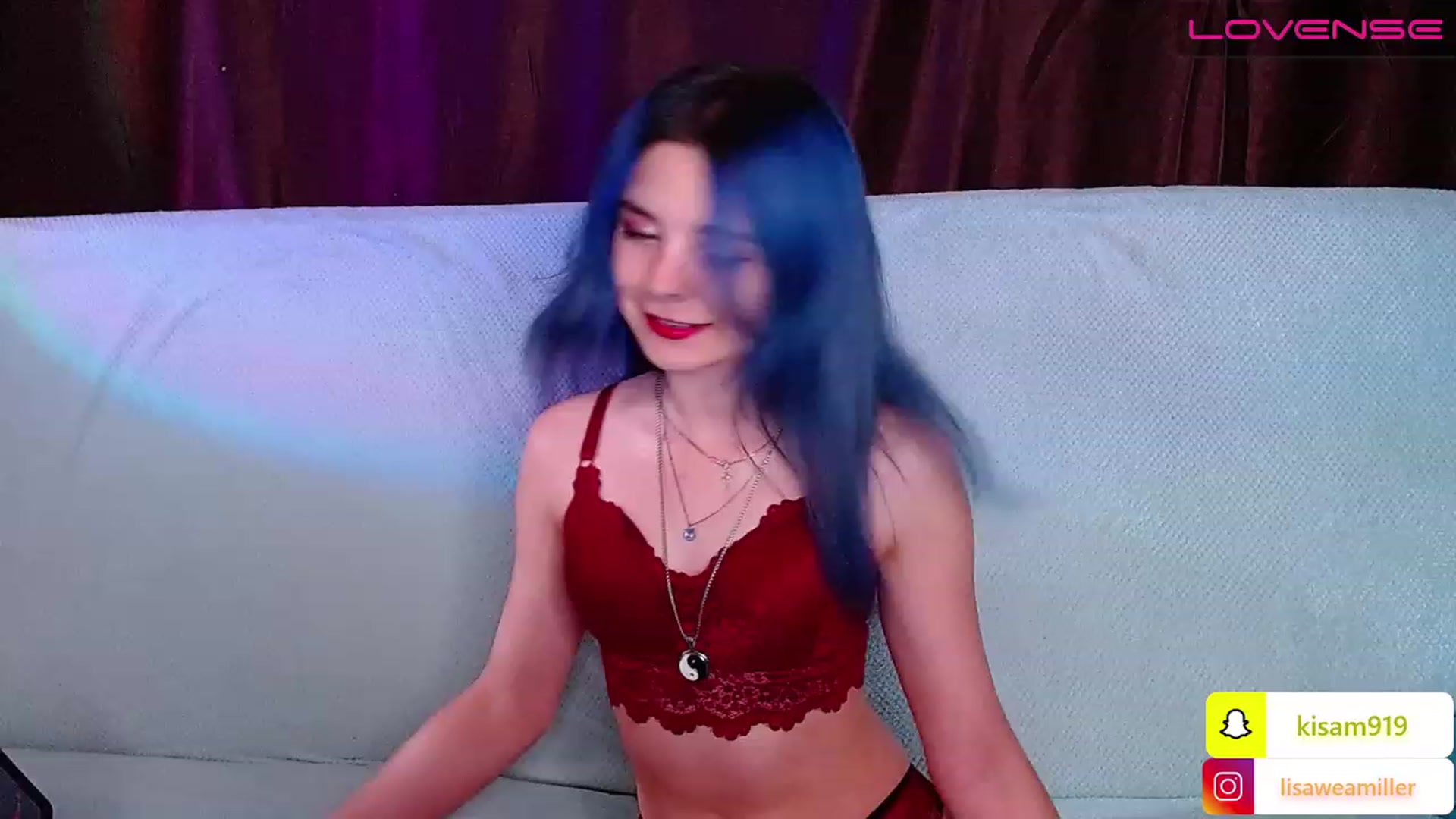 Gallery image thumbnail from LisaOnline's myfreecams stream on, 07/20/2023, 15:22 image 6 of 20