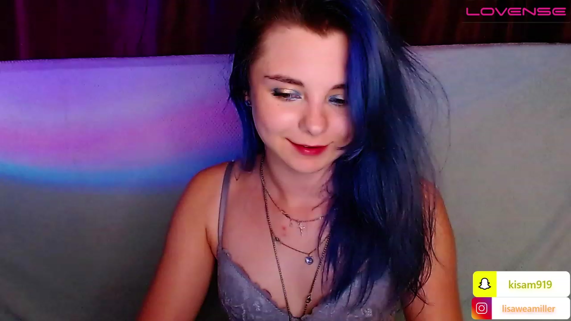 Gallery image thumbnail from LisaOnline's myfreecams stream on, 07/23/2023, 17:04 image 18 of 20
