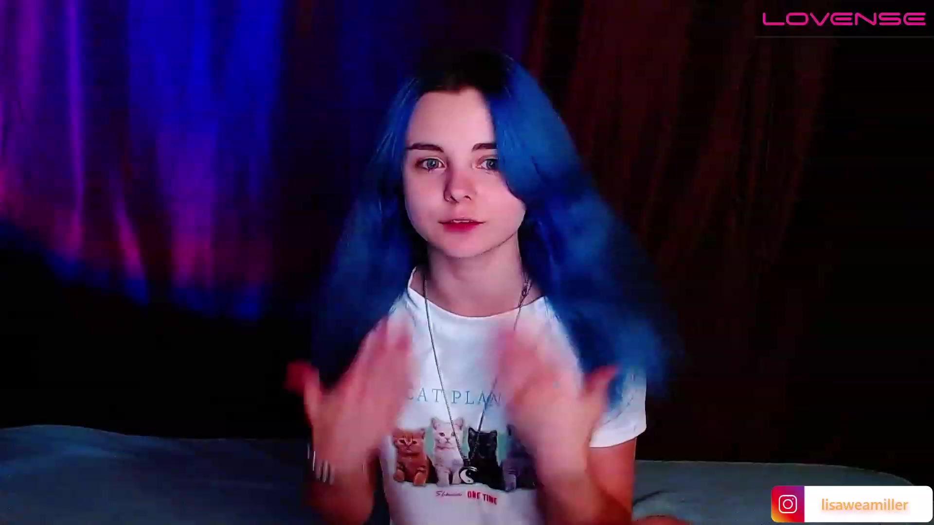Gallery image thumbnail from LisaOnline's myfreecams stream on, 07/26/2023, 12:06 image 18 of 20