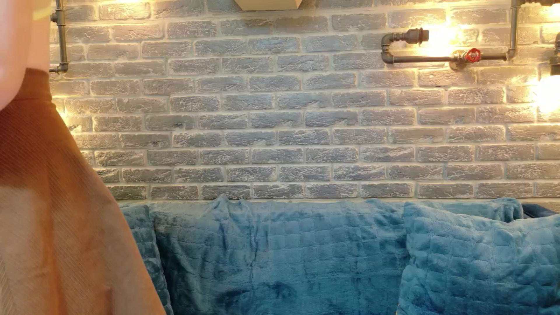 Gallery image thumbnail from Lisa_Caprice's myfreecams stream on, 02/16/2026, 10:03 image 8 of 20